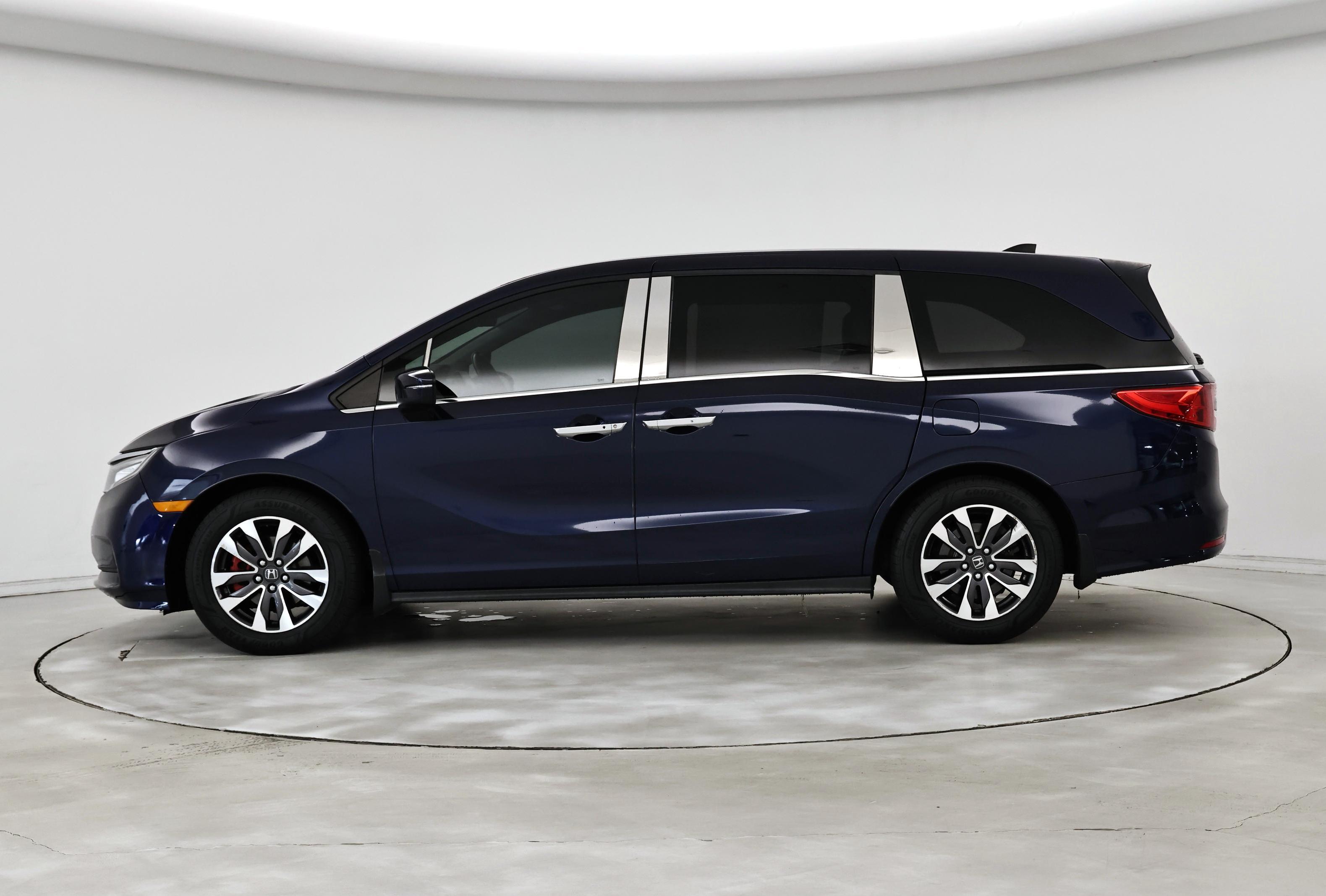Thumbnail: 2021 Honda Odyssey - 3