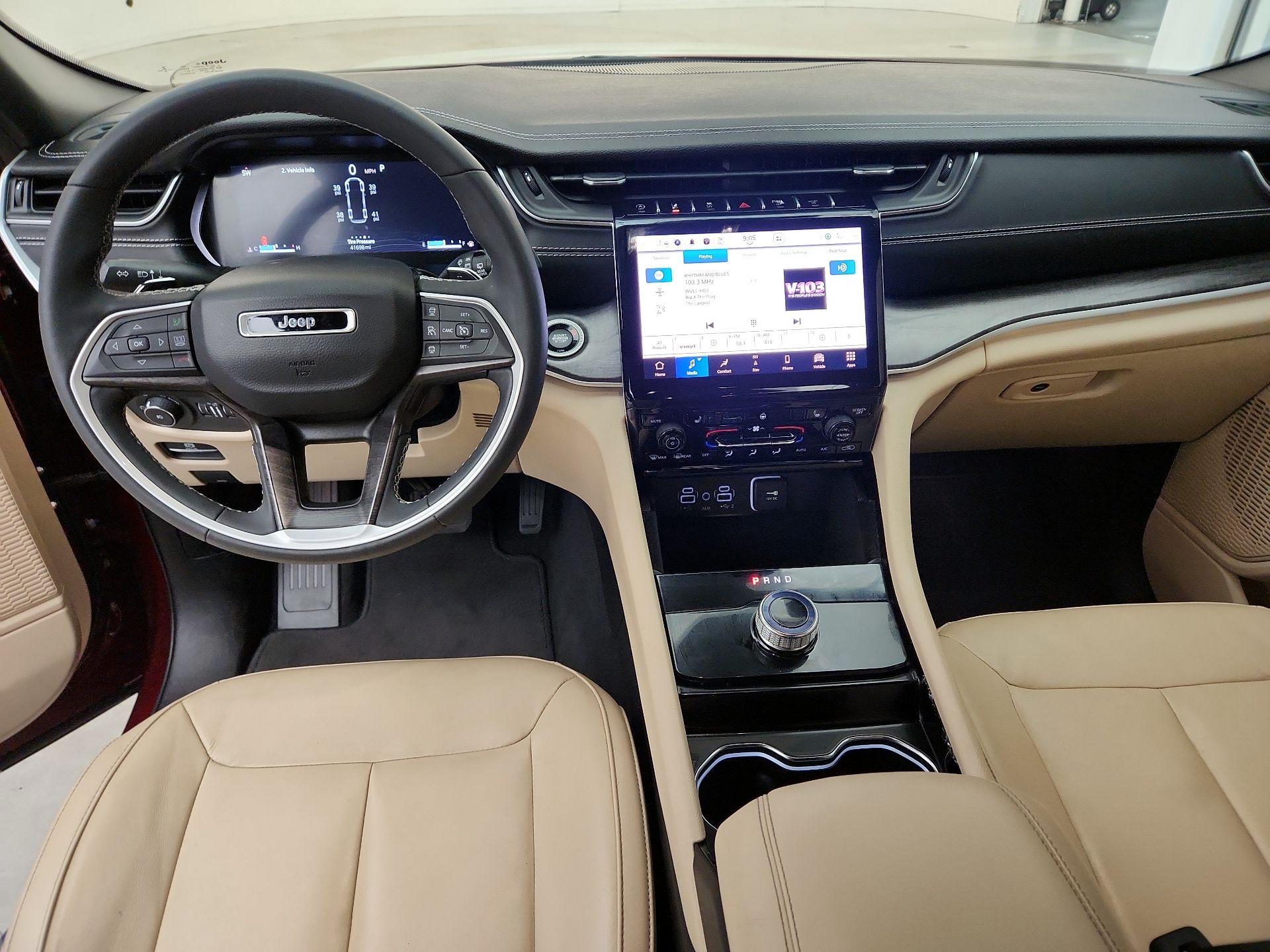 Thumbnail: 2023 Jeep Grand Cherokee L - 9