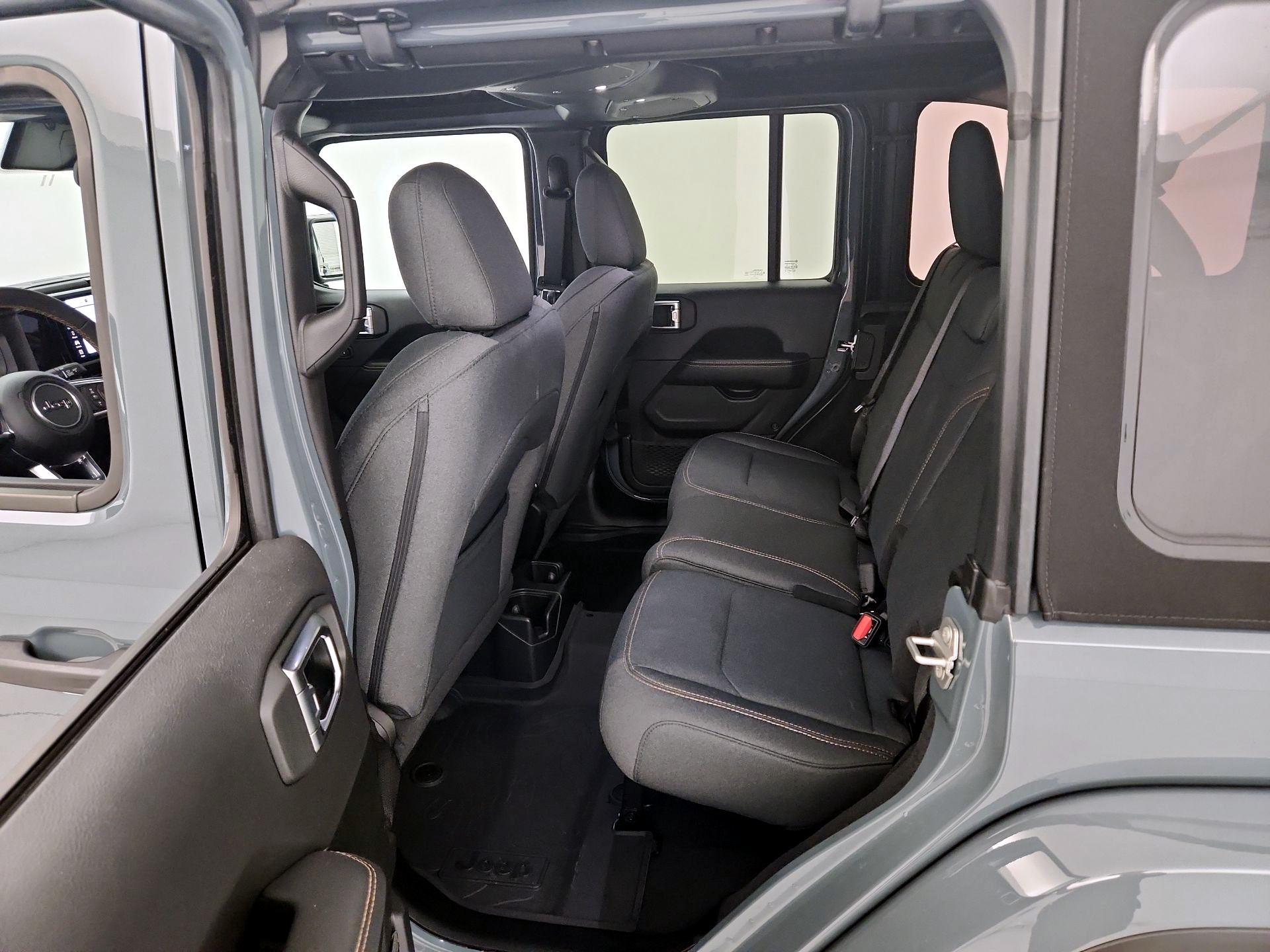 Thumbnail: 2024 Jeep Wrangler - 19