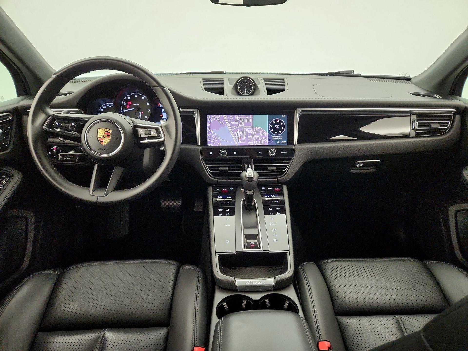 Thumbnail: 2022 Porsche Macan - 9