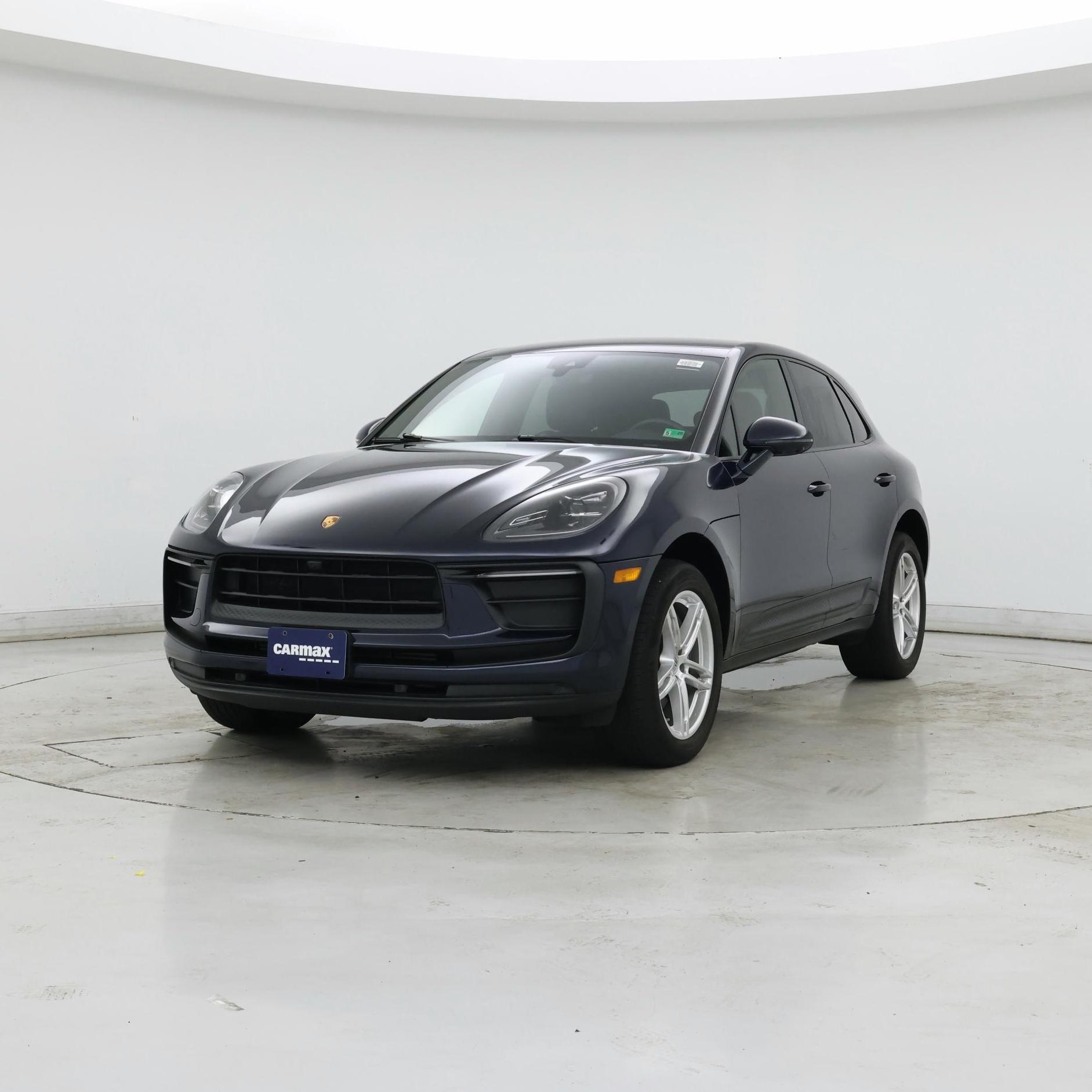 Thumbnail: 2022 Porsche Macan - 4