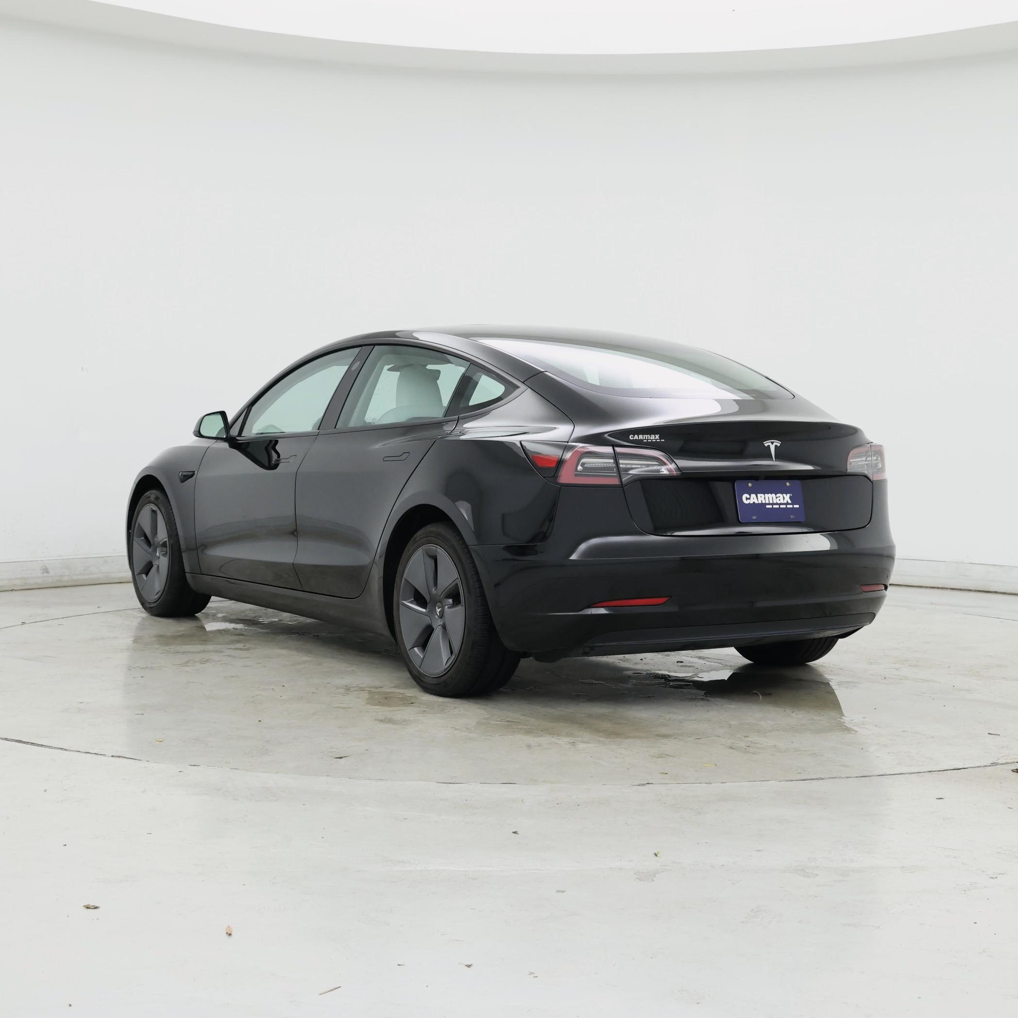 Thumbnail: 2023 Tesla Model 3 - 2