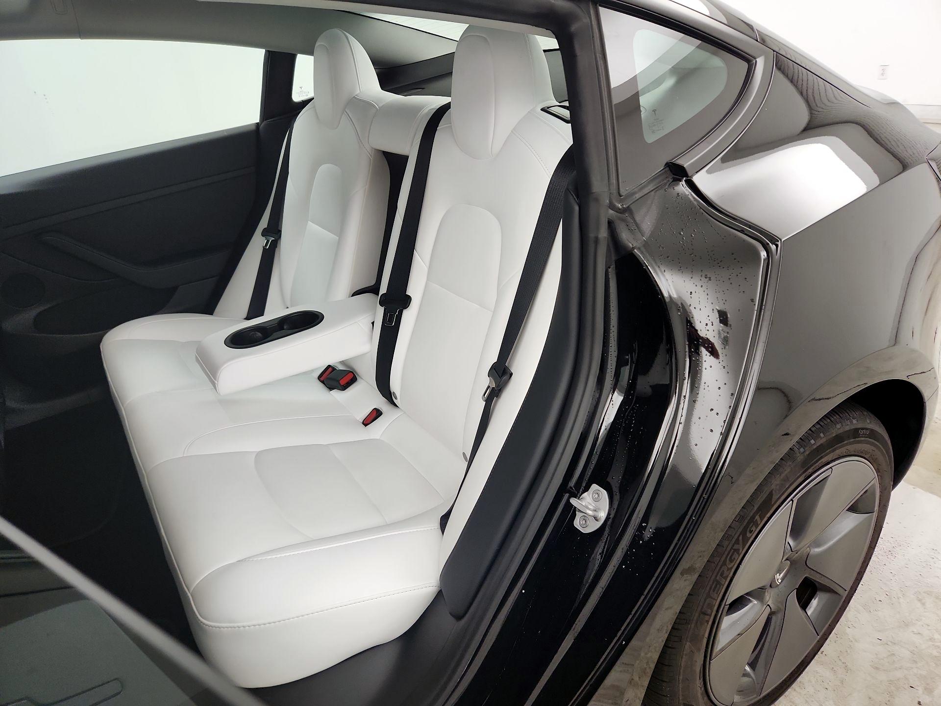 Thumbnail: 2023 Tesla Model 3 - 20