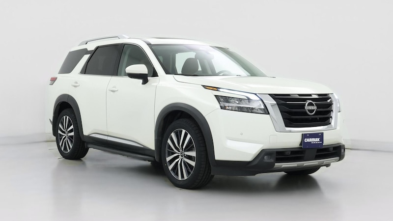 2022 Nissan Pathfinder Platinum Hero Image