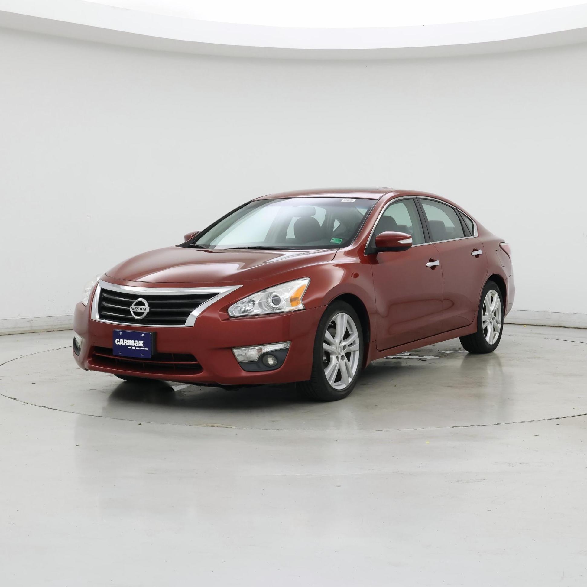 Thumbnail: 2013 Nissan Altima - 4