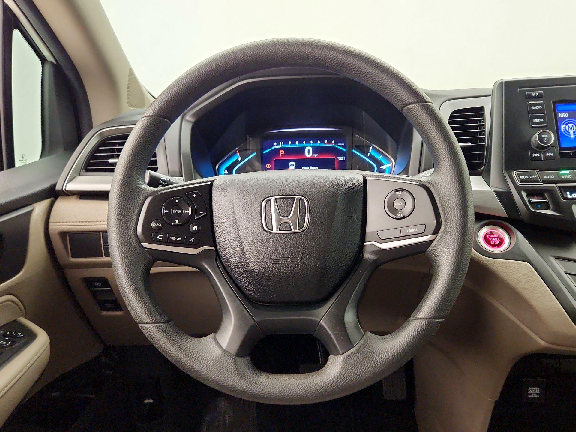 Thumbnail: 2019 Honda Odyssey - 10