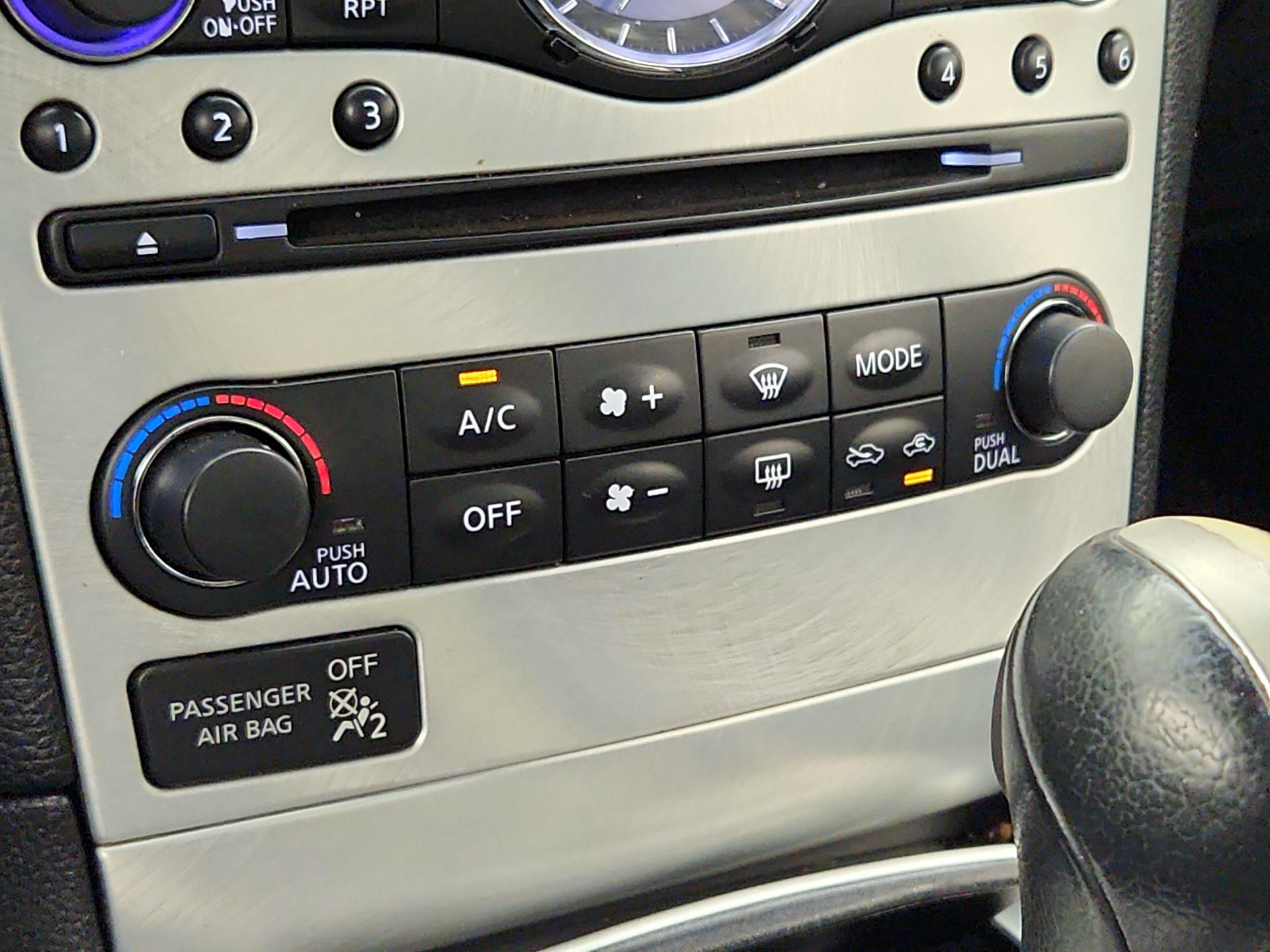Thumbnail: 2013 INFINITI G37 - 17