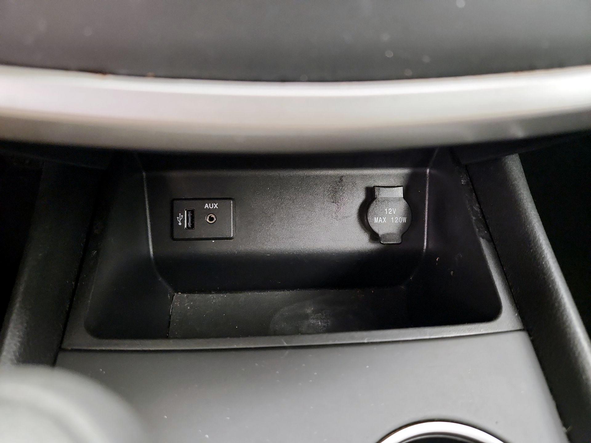 Thumbnail: 2016 Nissan Altima - 18