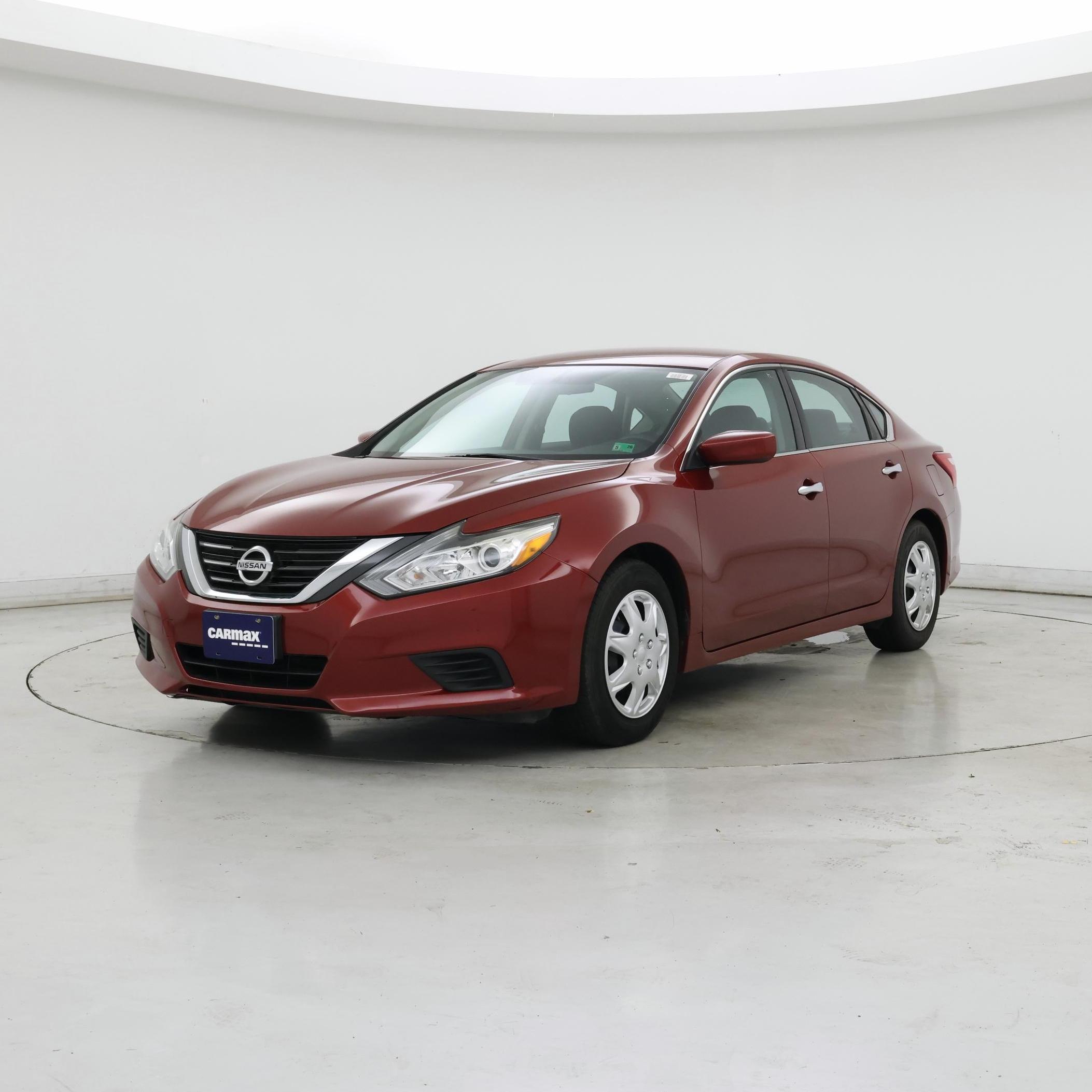 Thumbnail: 2016 Nissan Altima - 4