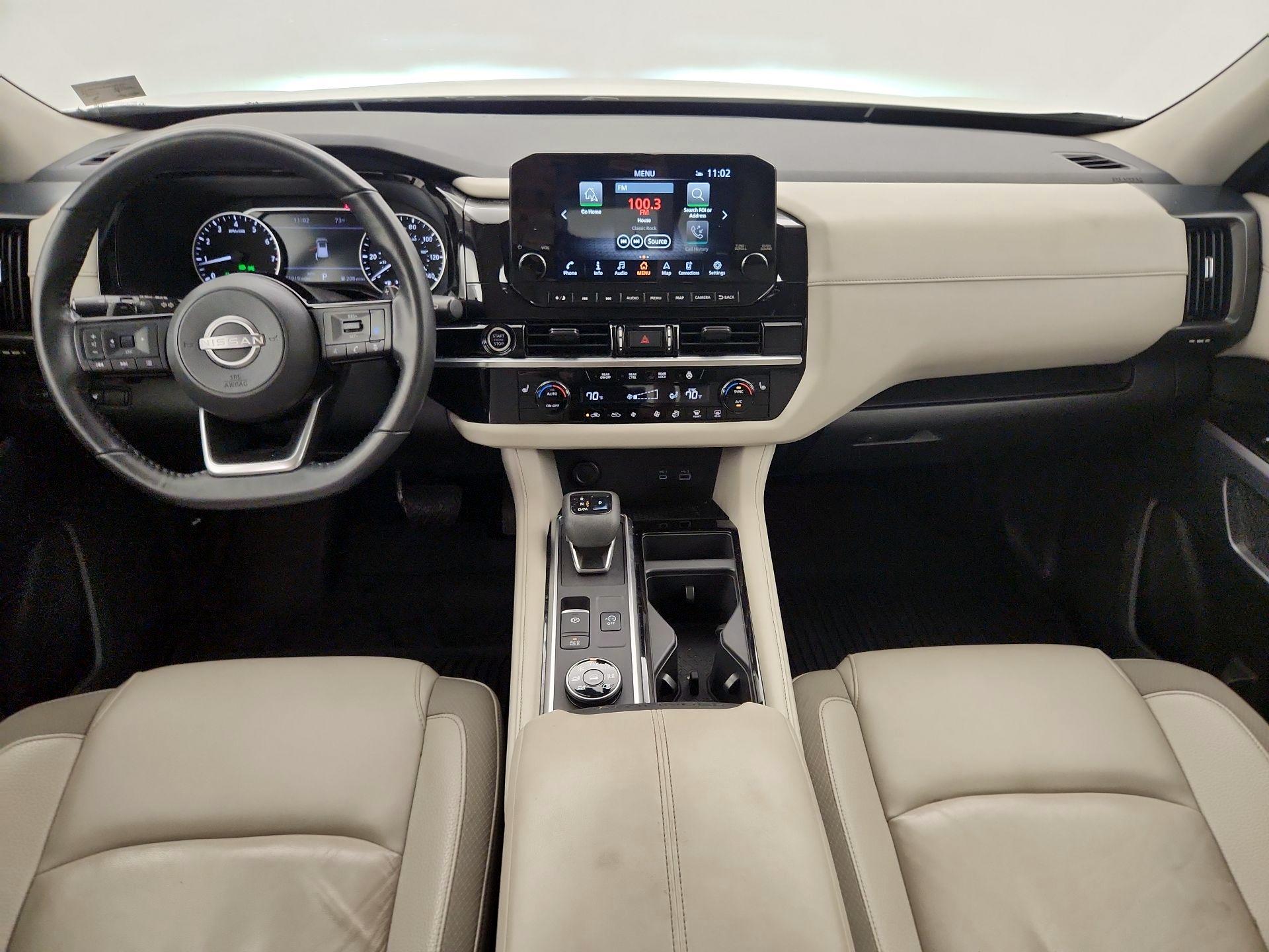 Thumbnail: 2022 Nissan Pathfinder - 9
