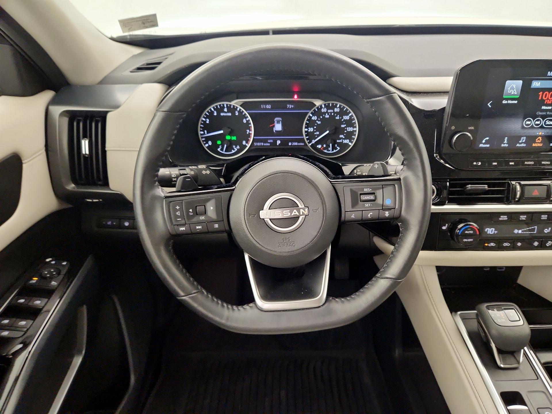 Thumbnail: 2022 Nissan Pathfinder - 10