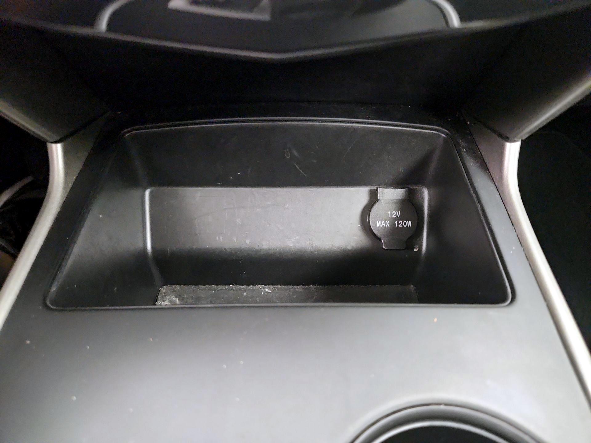 Thumbnail: 2015 Nissan Altima - 17