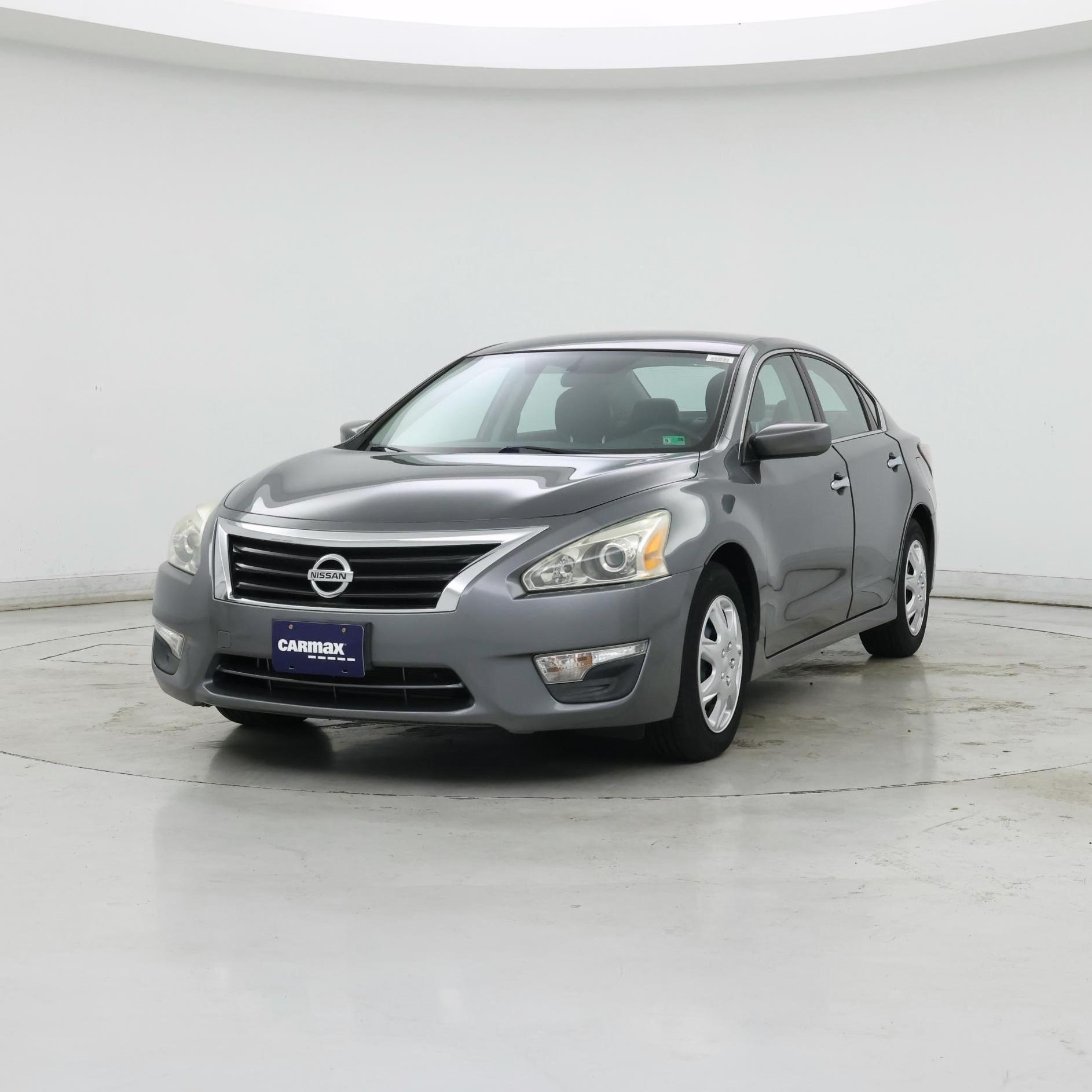Thumbnail: 2015 Nissan Altima - 4