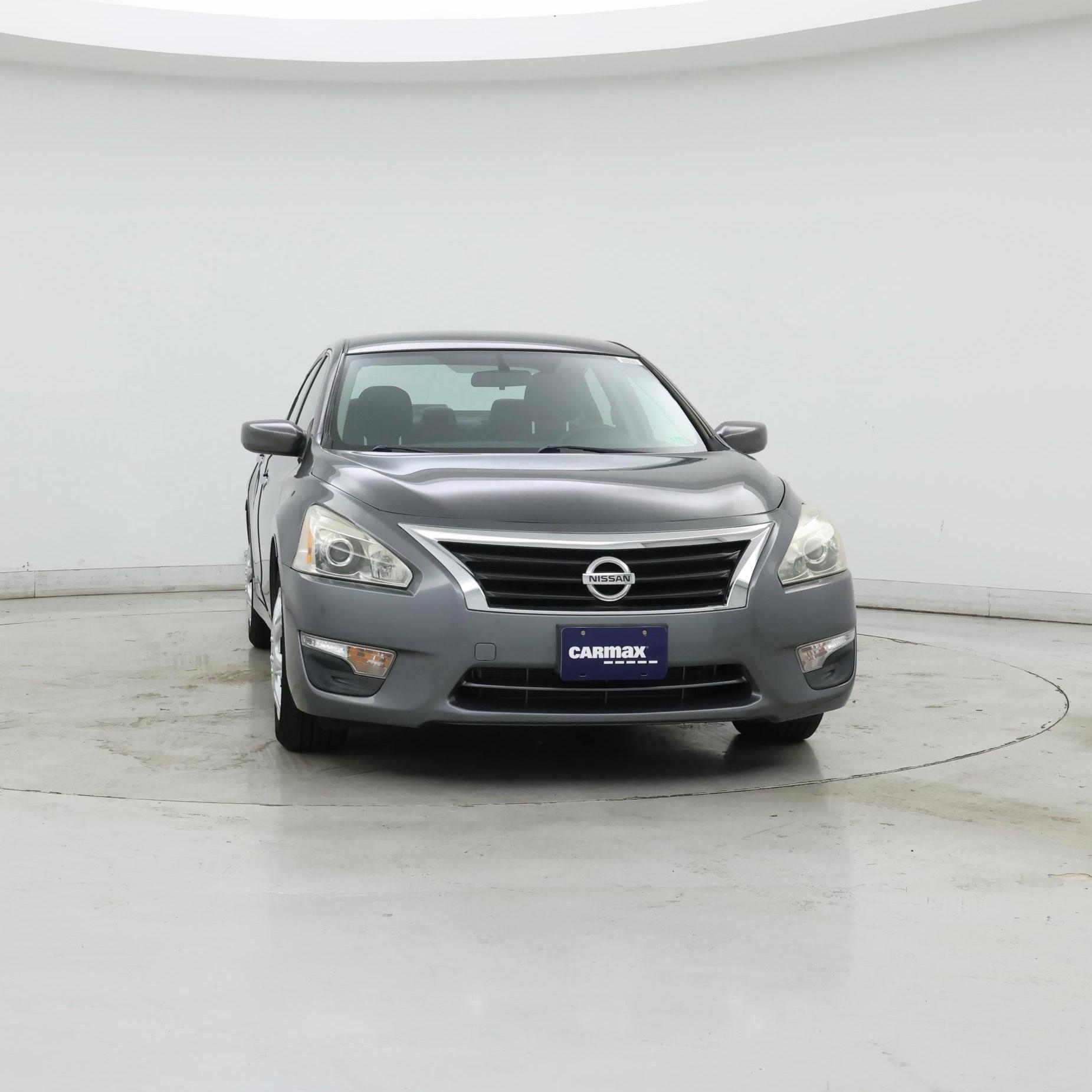 Thumbnail: 2015 Nissan Altima - 5