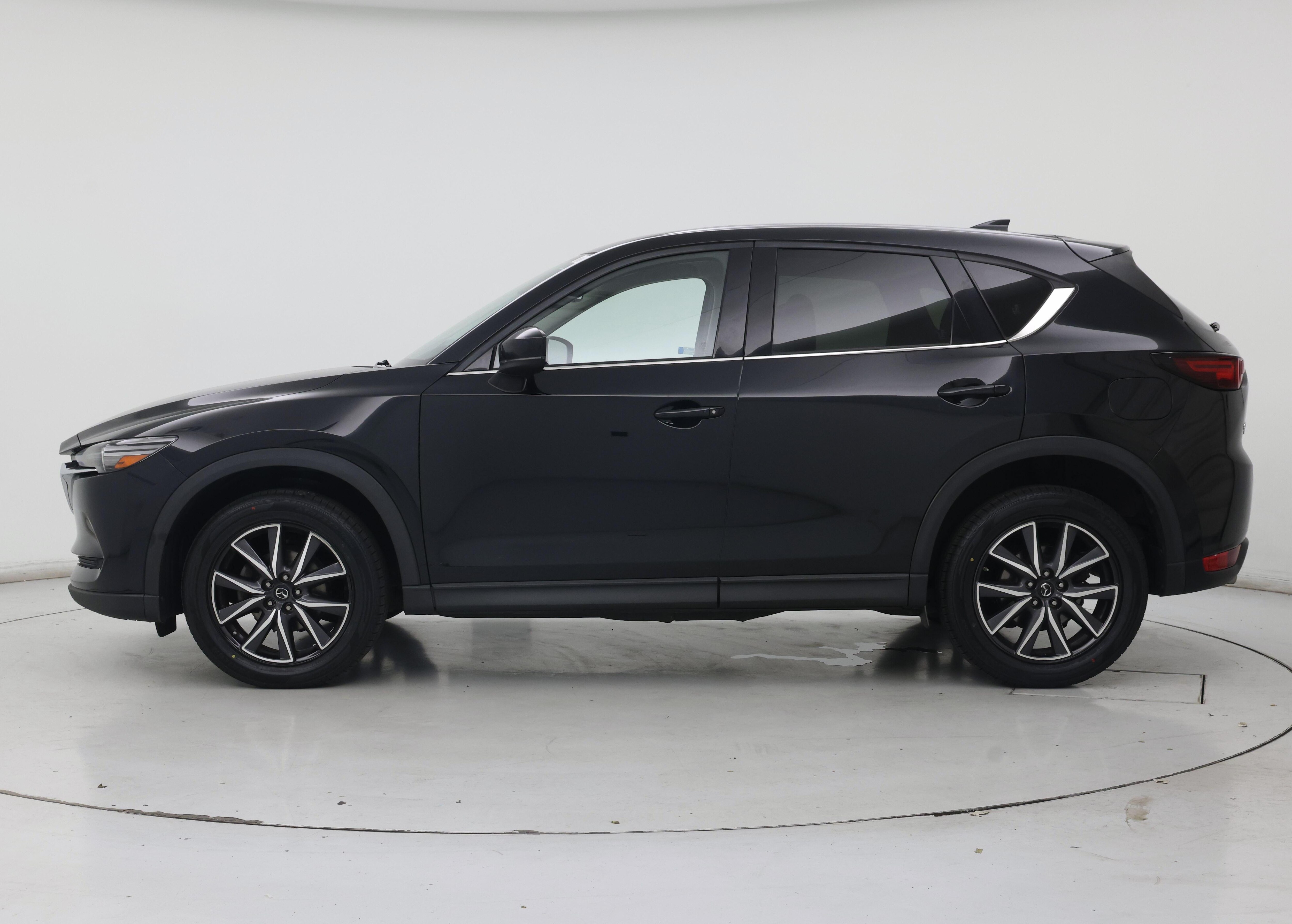 Thumbnail: 2018 Mazda CX-5 - 3