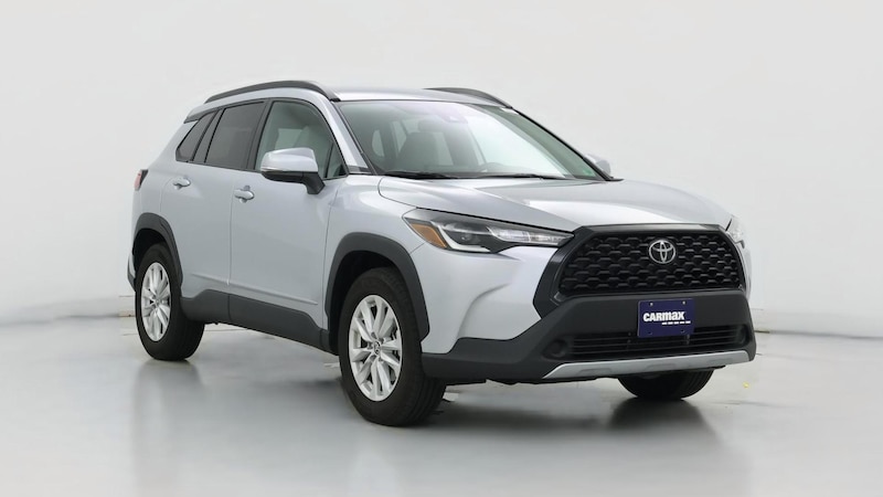 2022 Toyota Corolla Cross LE Hero Image