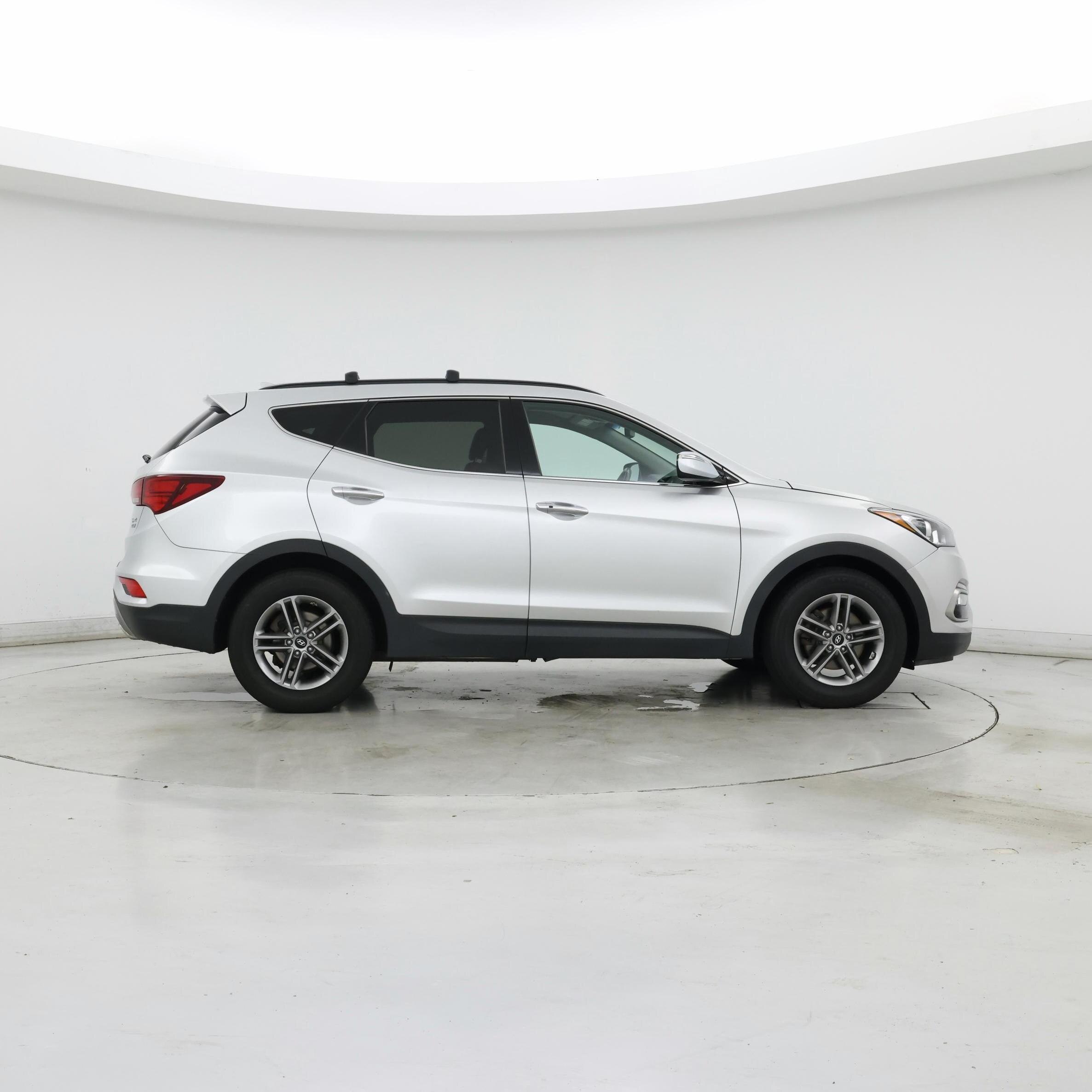 Thumbnail: 2017 Hyundai Santa Fe - 7