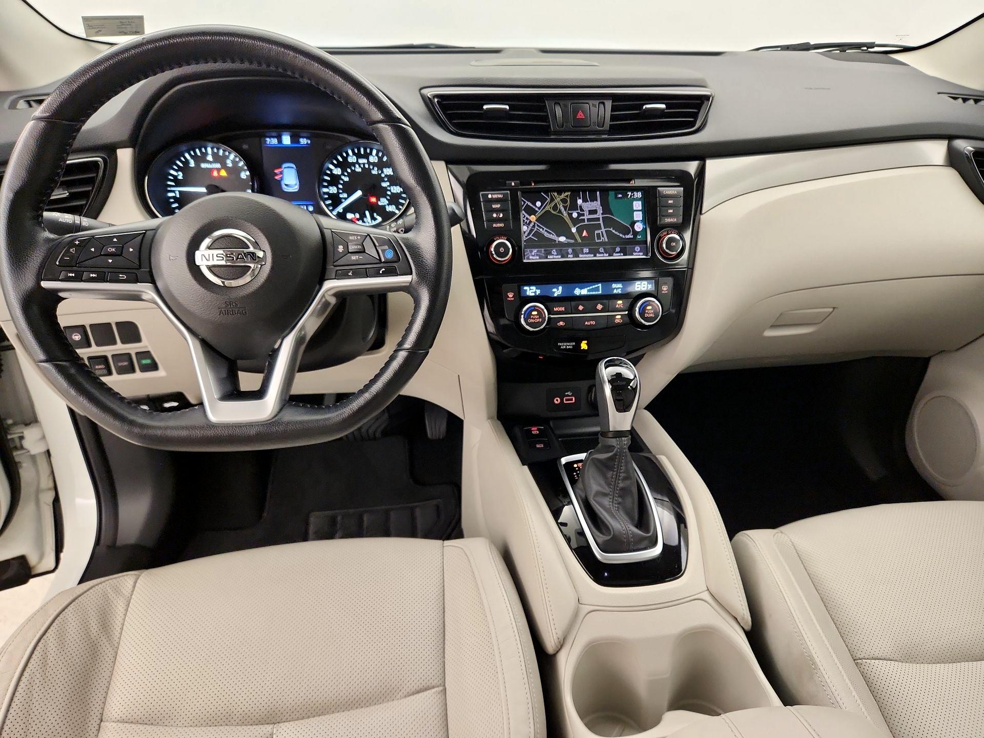 Thumbnail: 2020 Nissan Rogue Sport - 9