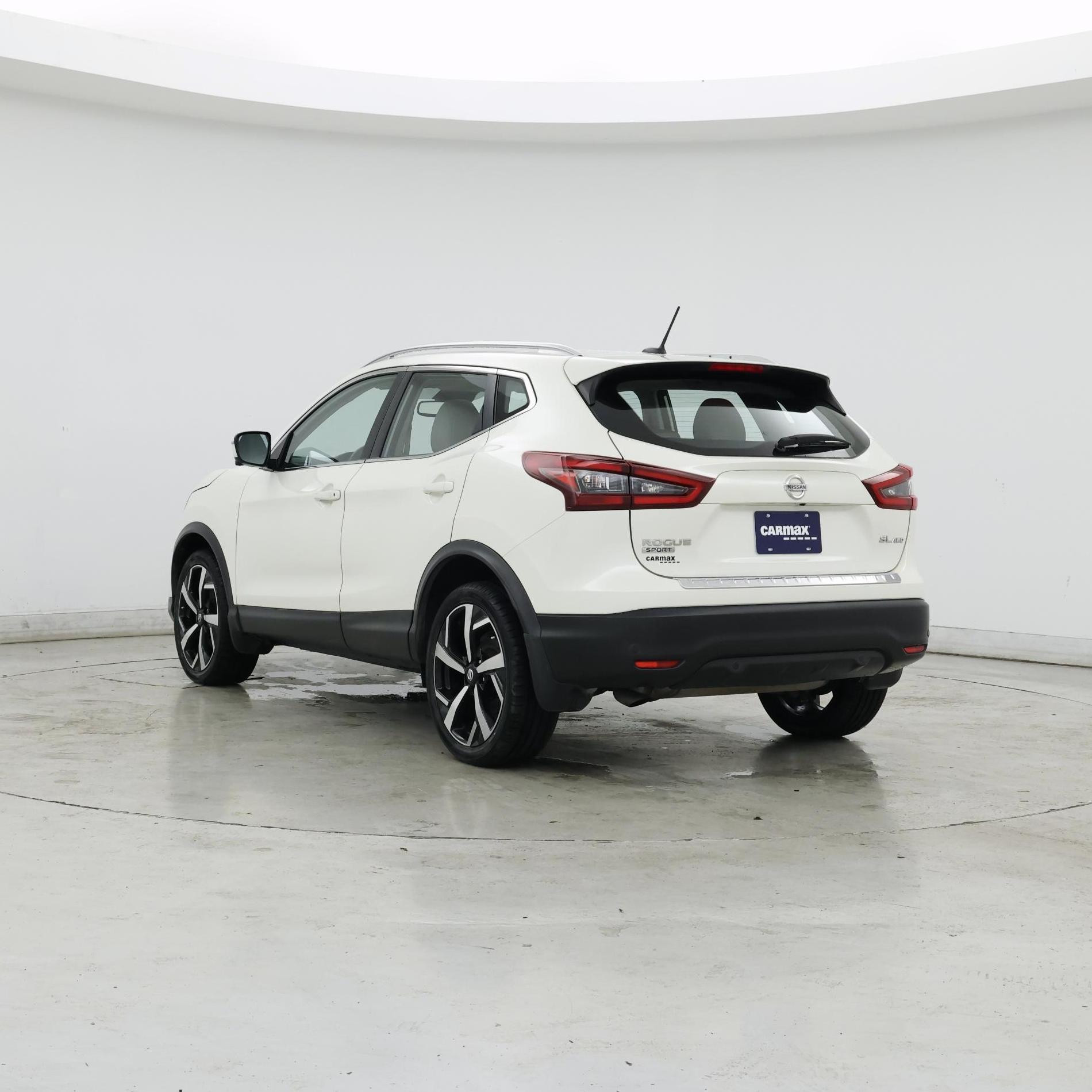 Thumbnail: 2020 Nissan Rogue Sport - 2