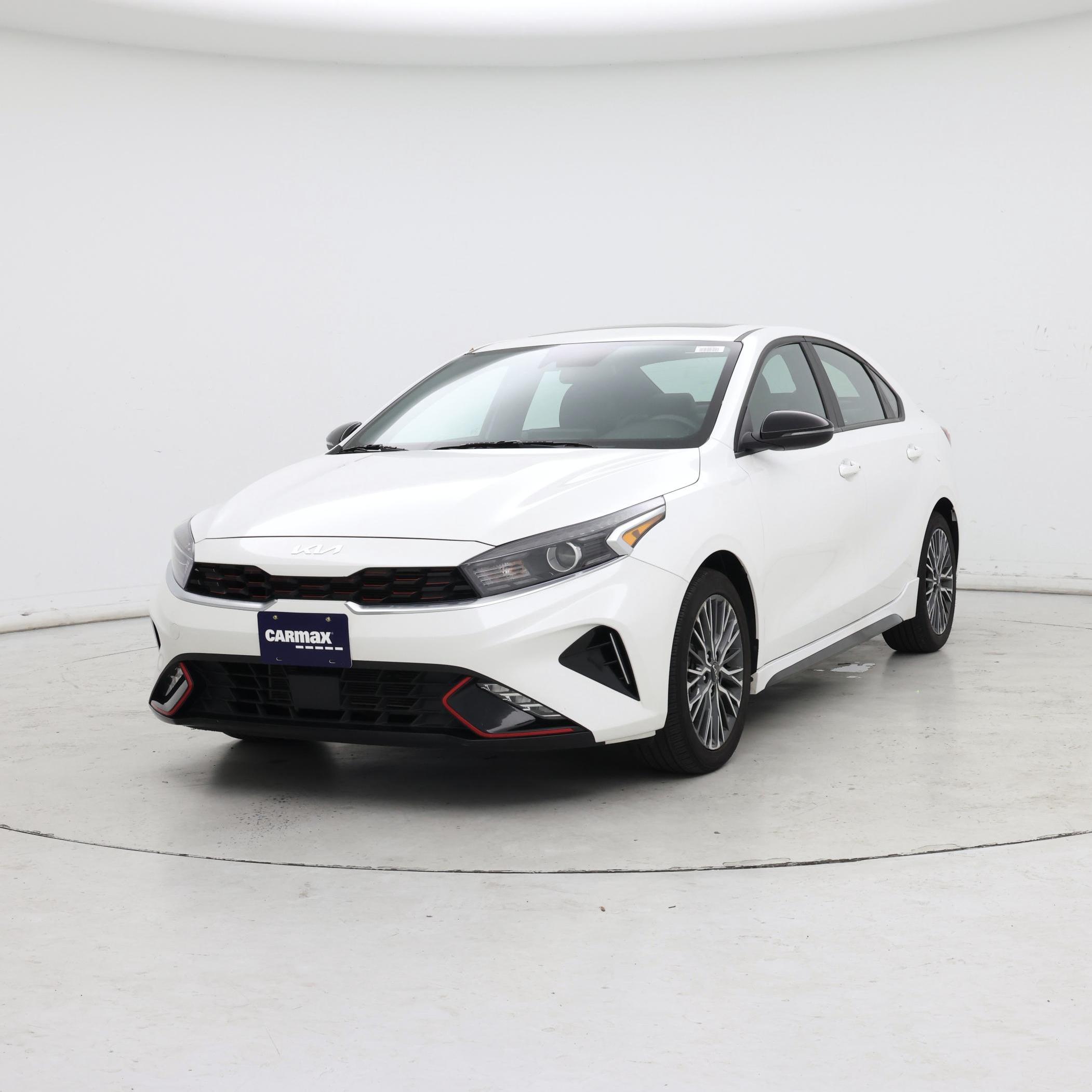 Thumbnail: 2024 Kia Forte - 4