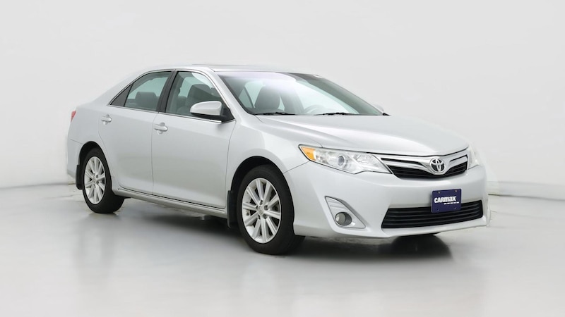 2014 Toyota Camry XLE Hero Image