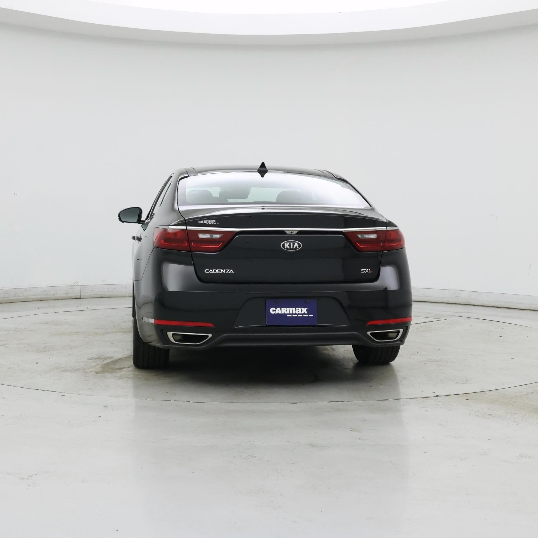 Thumbnail: 2017 Kia Cadenza - 6