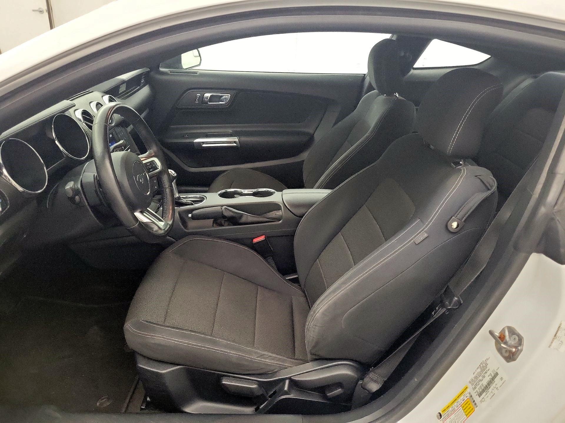 Thumbnail: 2015 Ford Mustang - 9