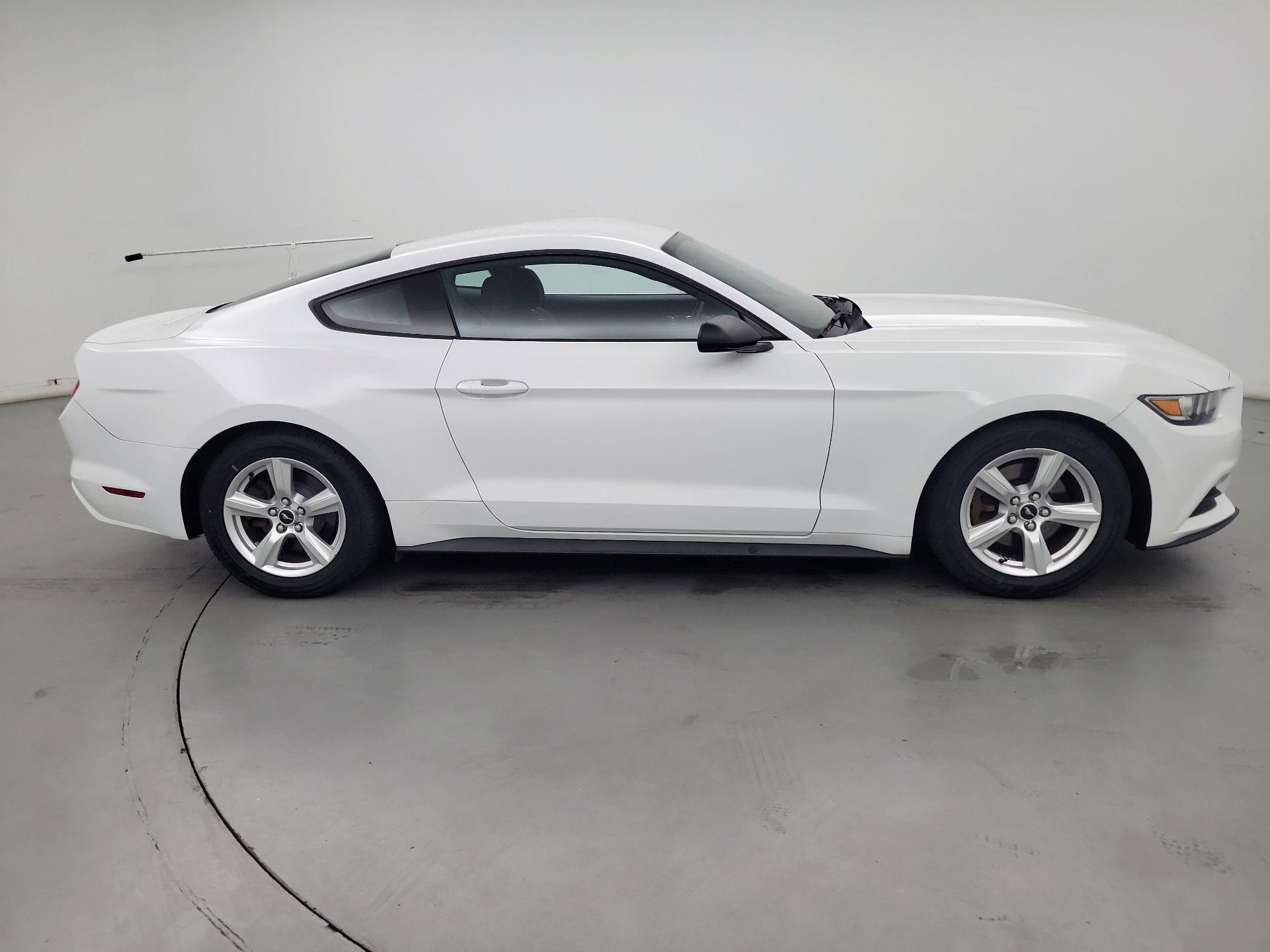 Thumbnail: 2015 Ford Mustang - 4