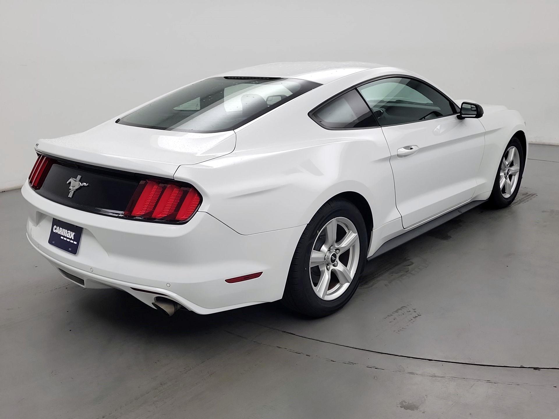 Thumbnail: 2015 Ford Mustang - 5