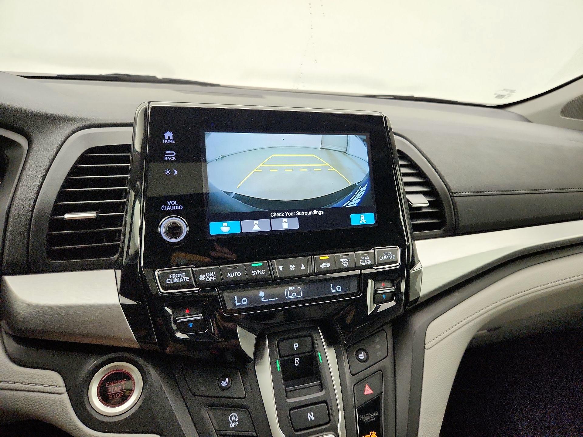 Thumbnail: 2020 Honda Odyssey - 14