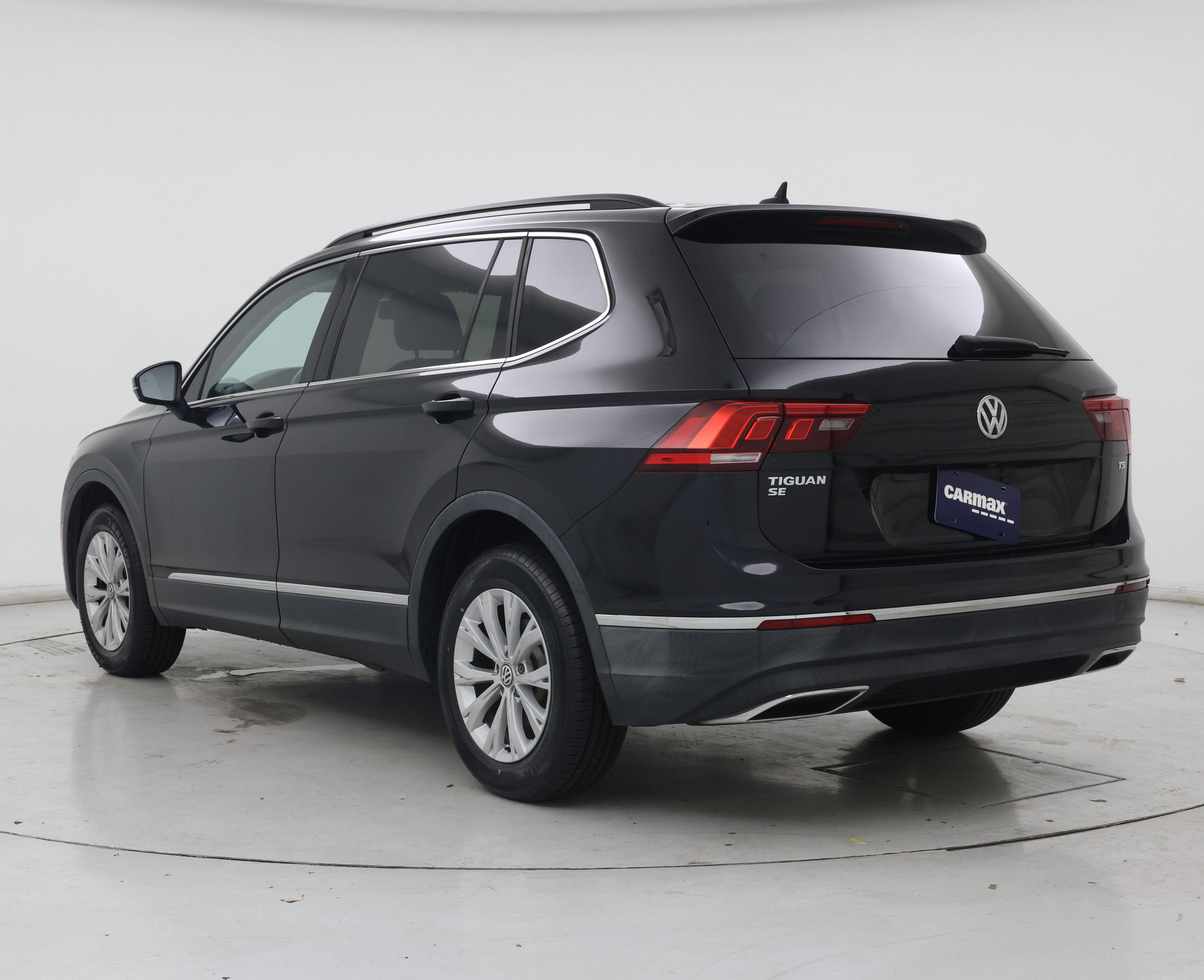 Thumbnail: 2018 Volkswagen Tiguan - 2