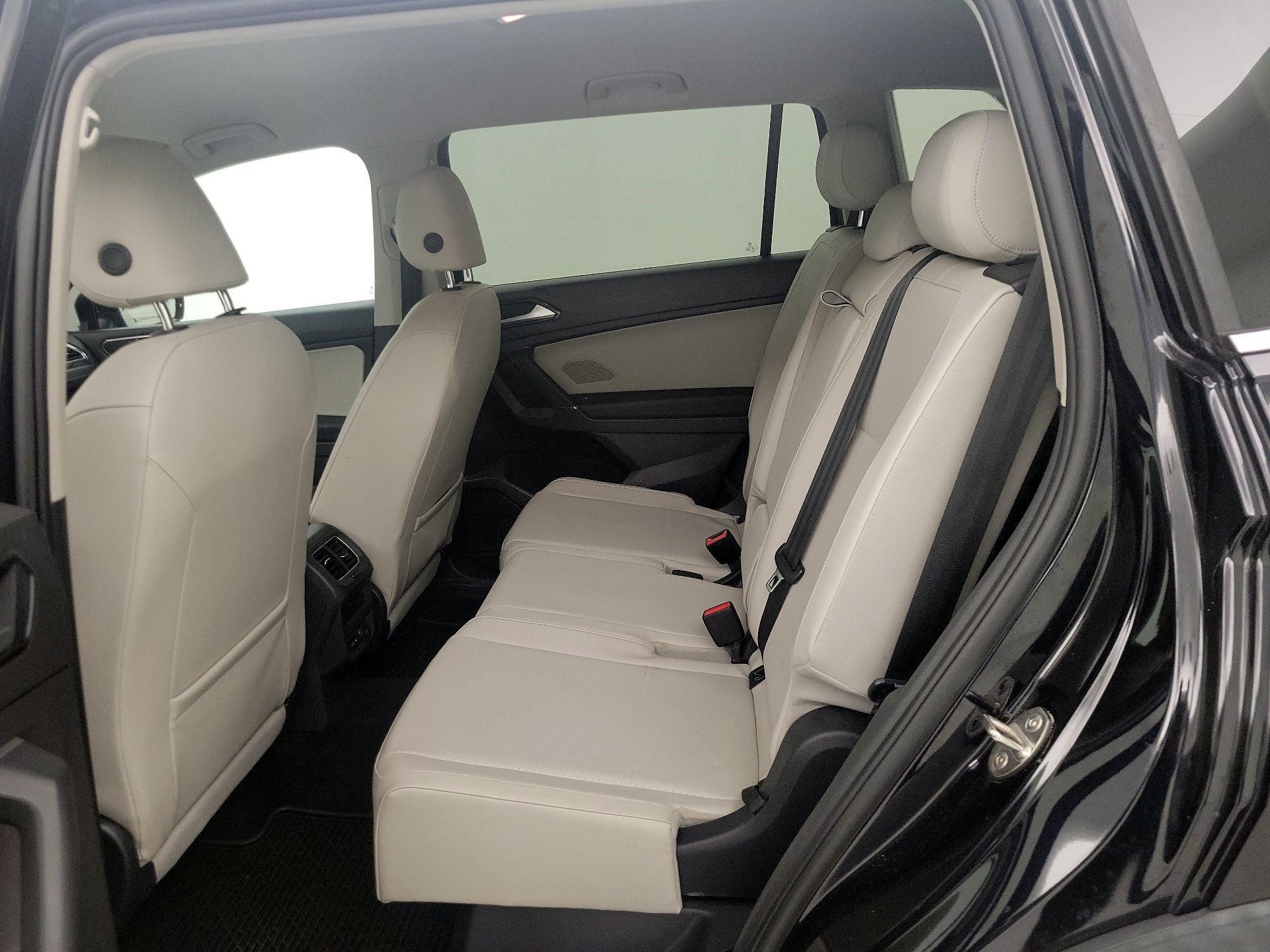 Thumbnail: 2018 Volkswagen Tiguan - 19