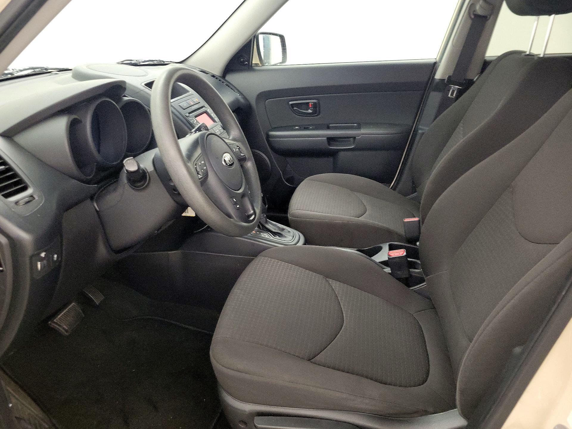 Thumbnail: 2013 Kia Soul - 11