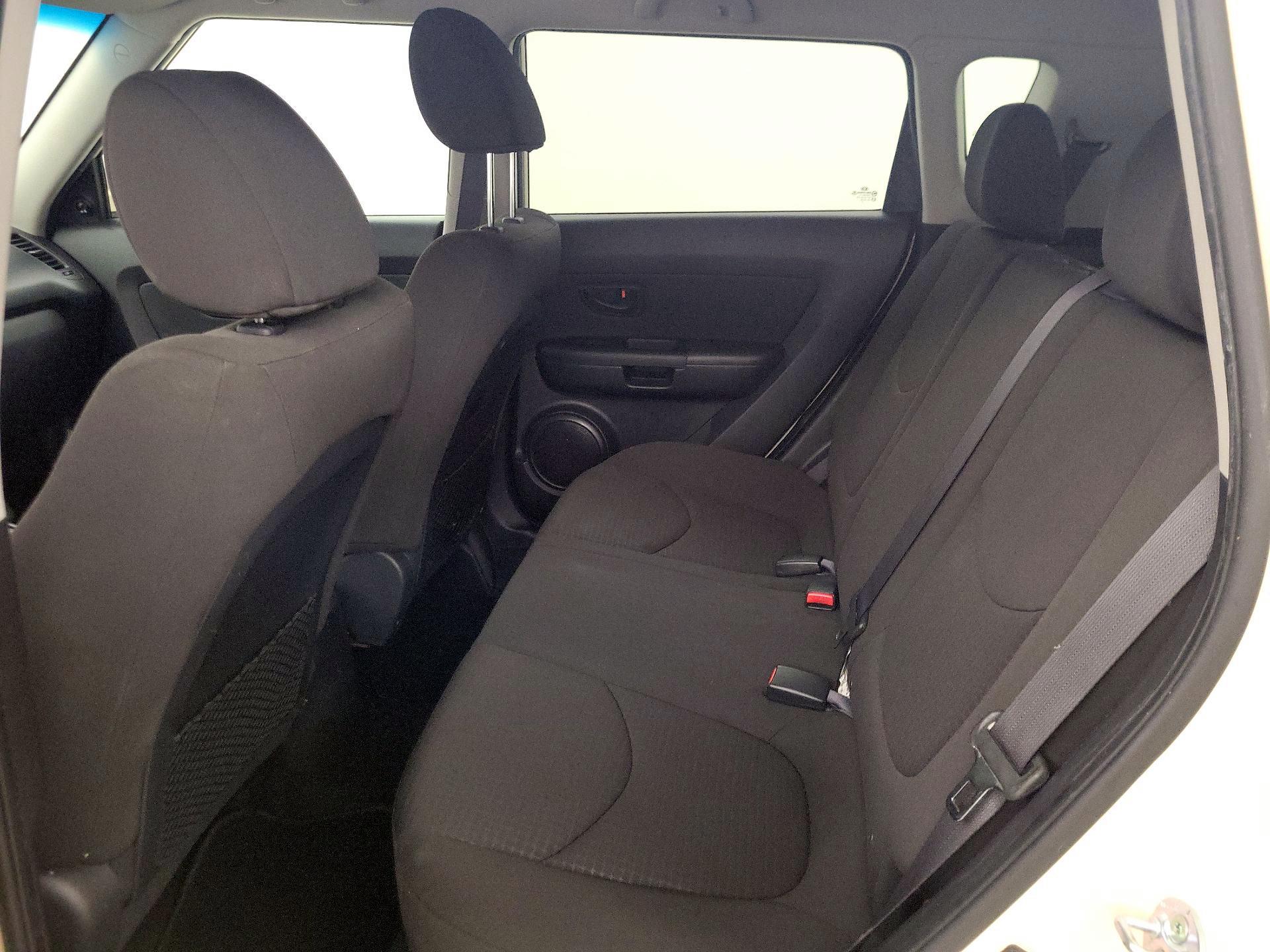 Thumbnail: 2013 Kia Soul - 18