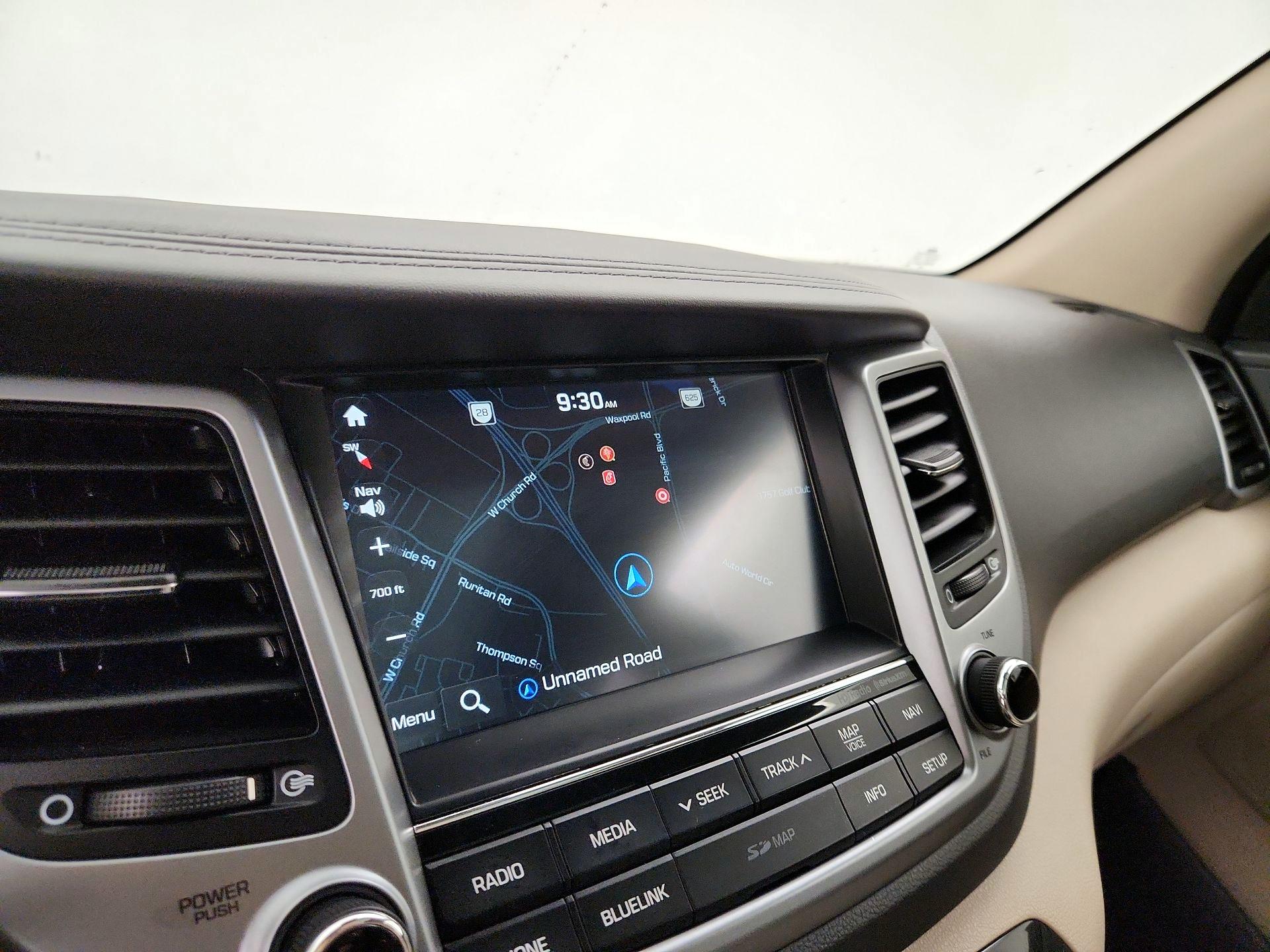 Thumbnail: 2016 Hyundai Tucson - 14