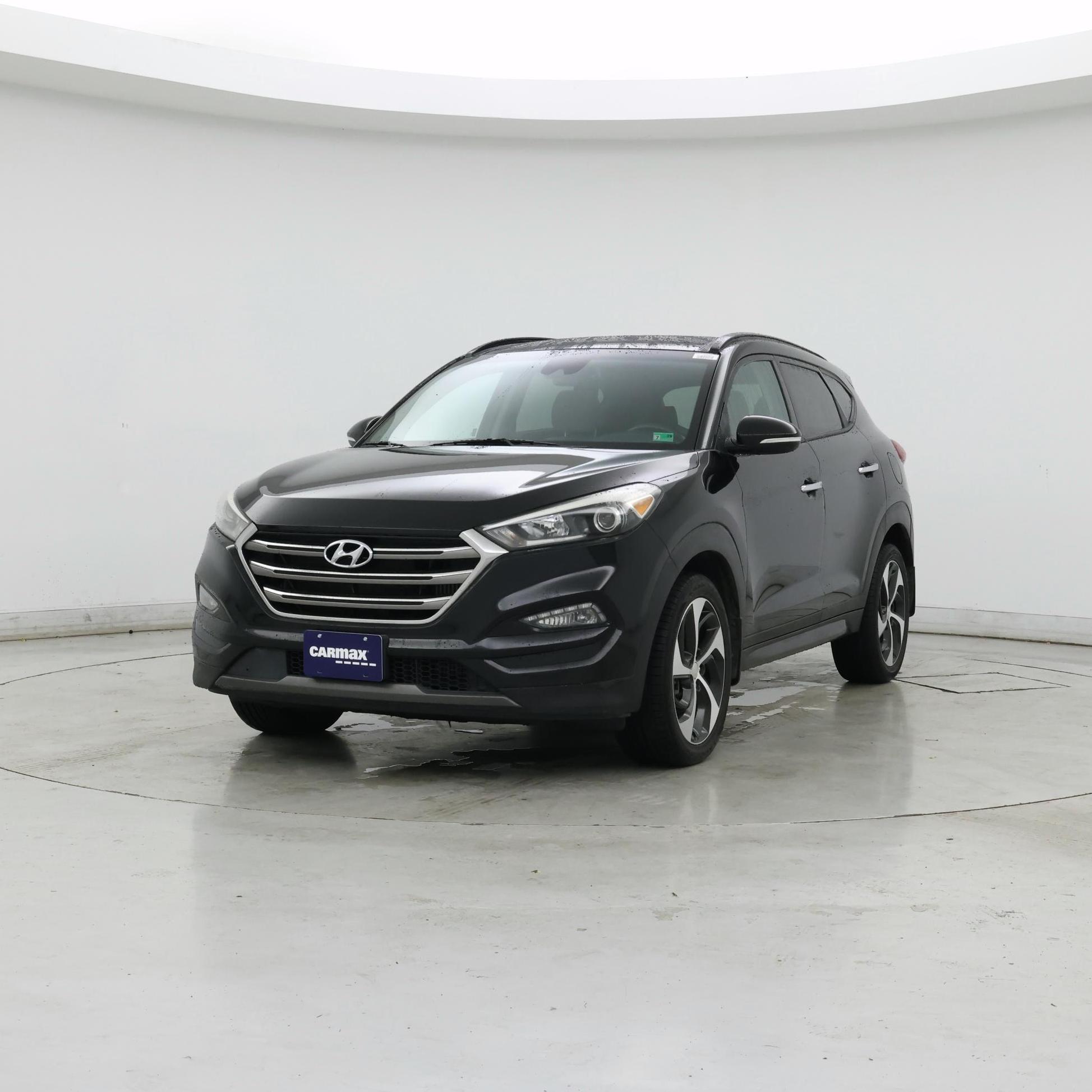 Thumbnail: 2016 Hyundai Tucson - 4