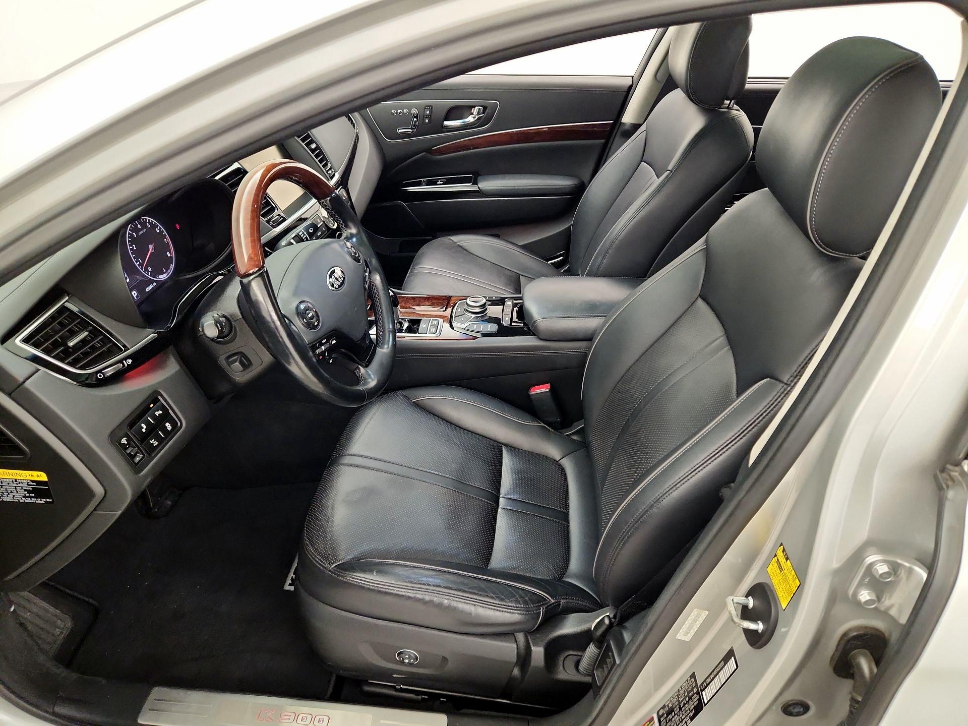 Thumbnail: 2015 Kia K900 - 11