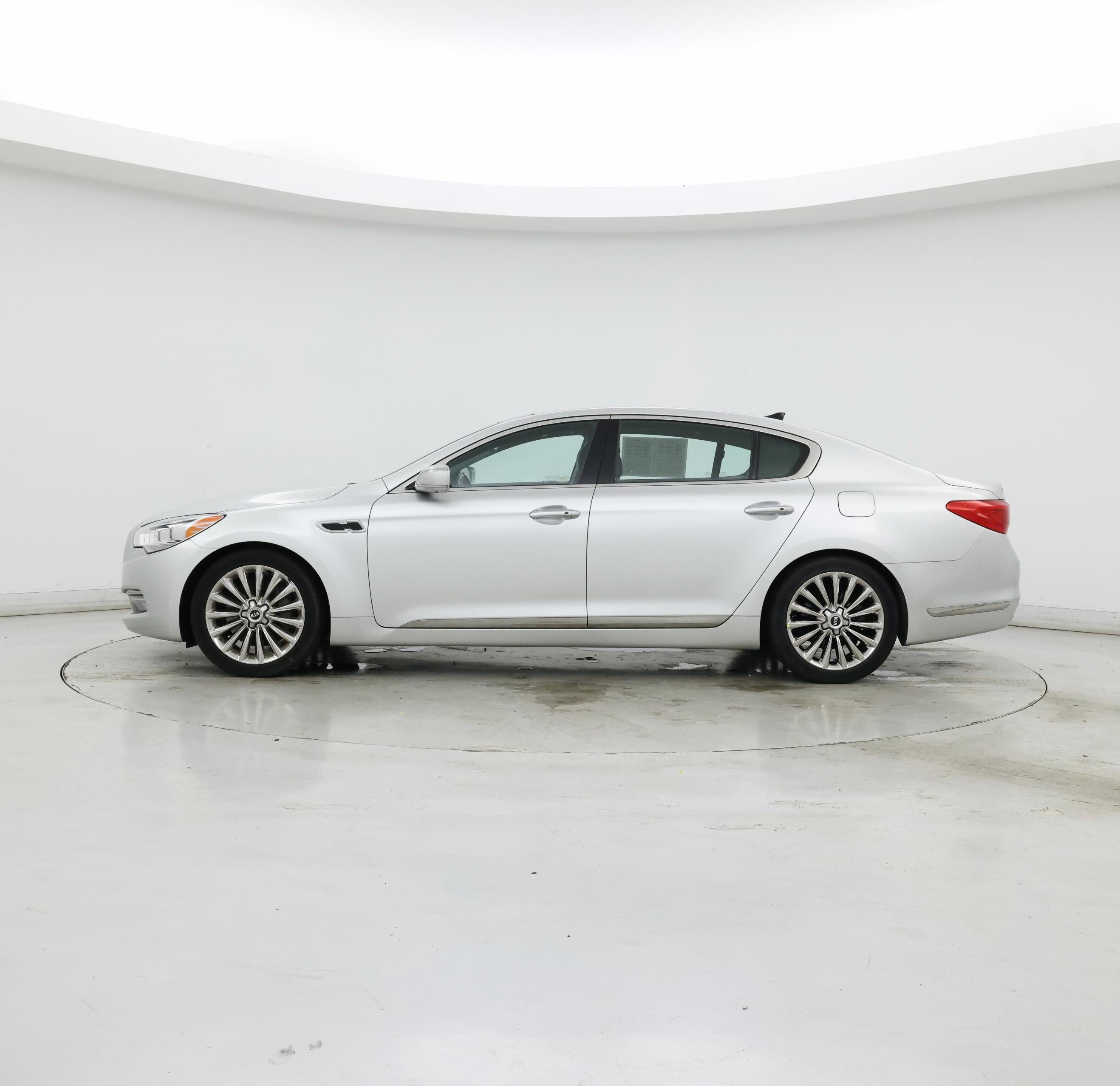 Thumbnail: 2015 Kia K900 - 3