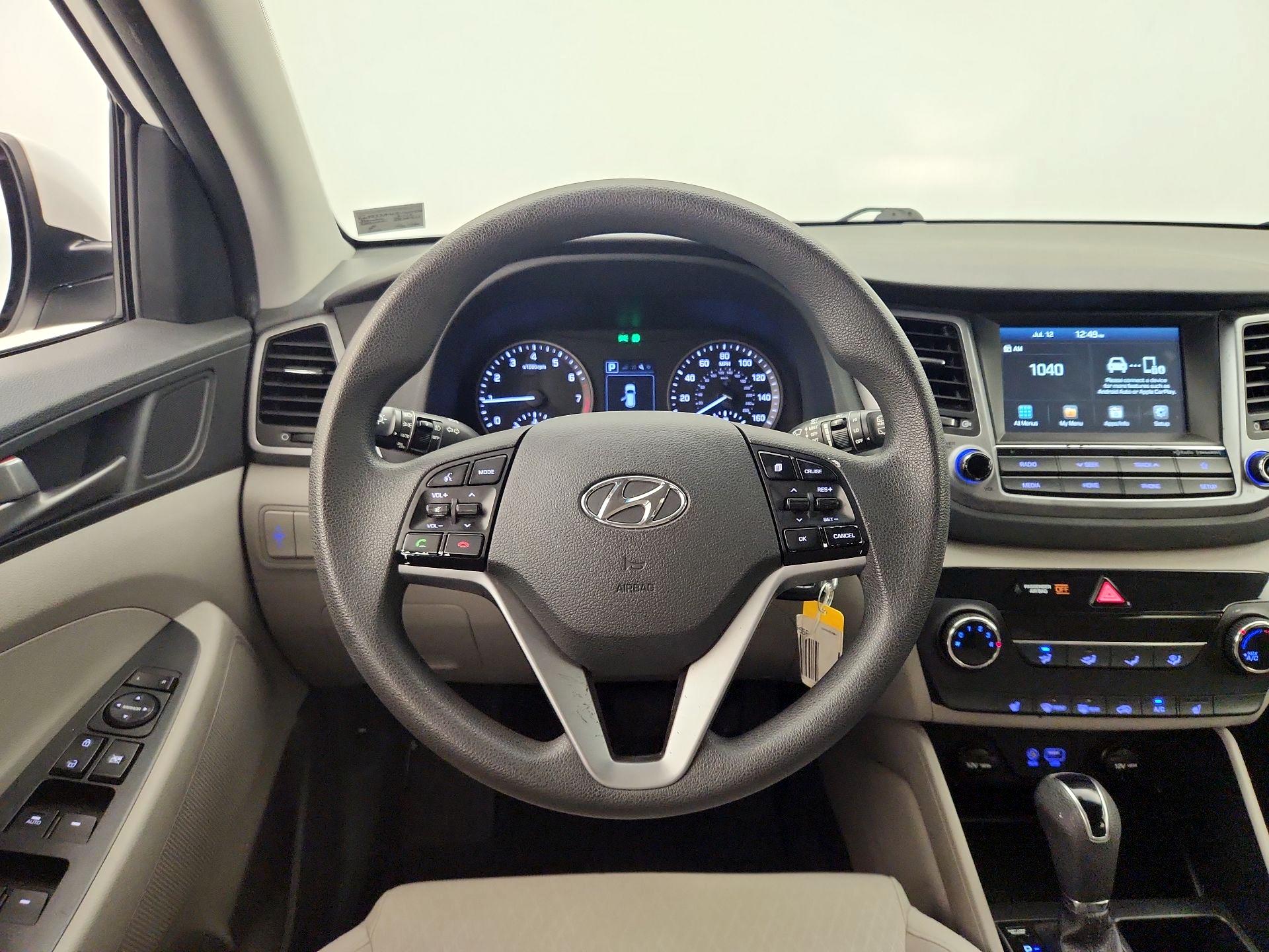 Thumbnail: 2018 Hyundai Tucson - 10
