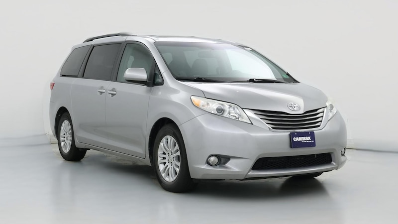2015 Toyota Sienna XLE Premium Hero Image