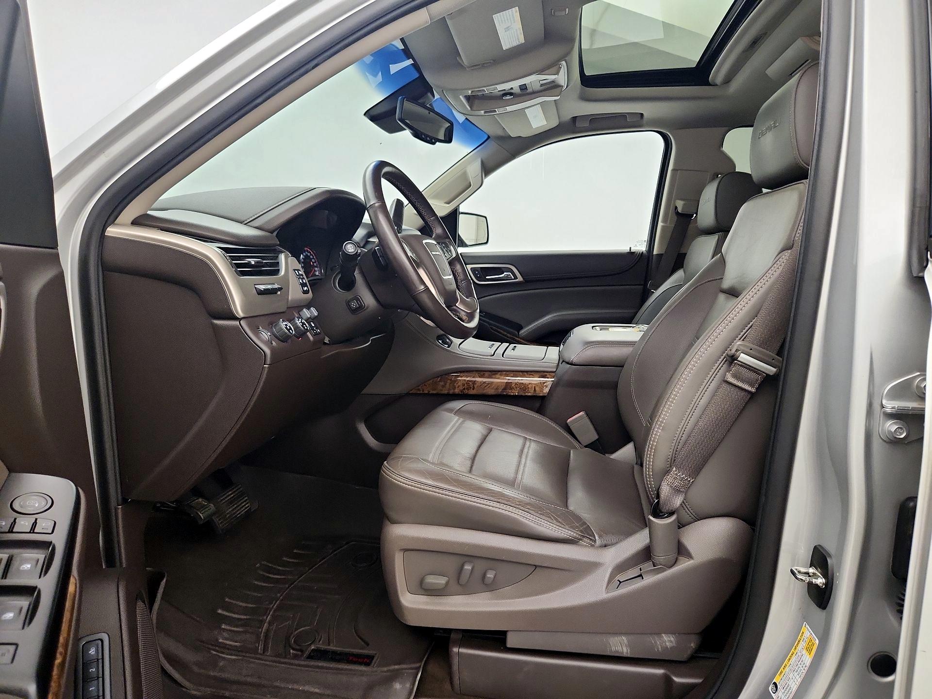 Thumbnail: 2015 GMC Yukon XL - 11