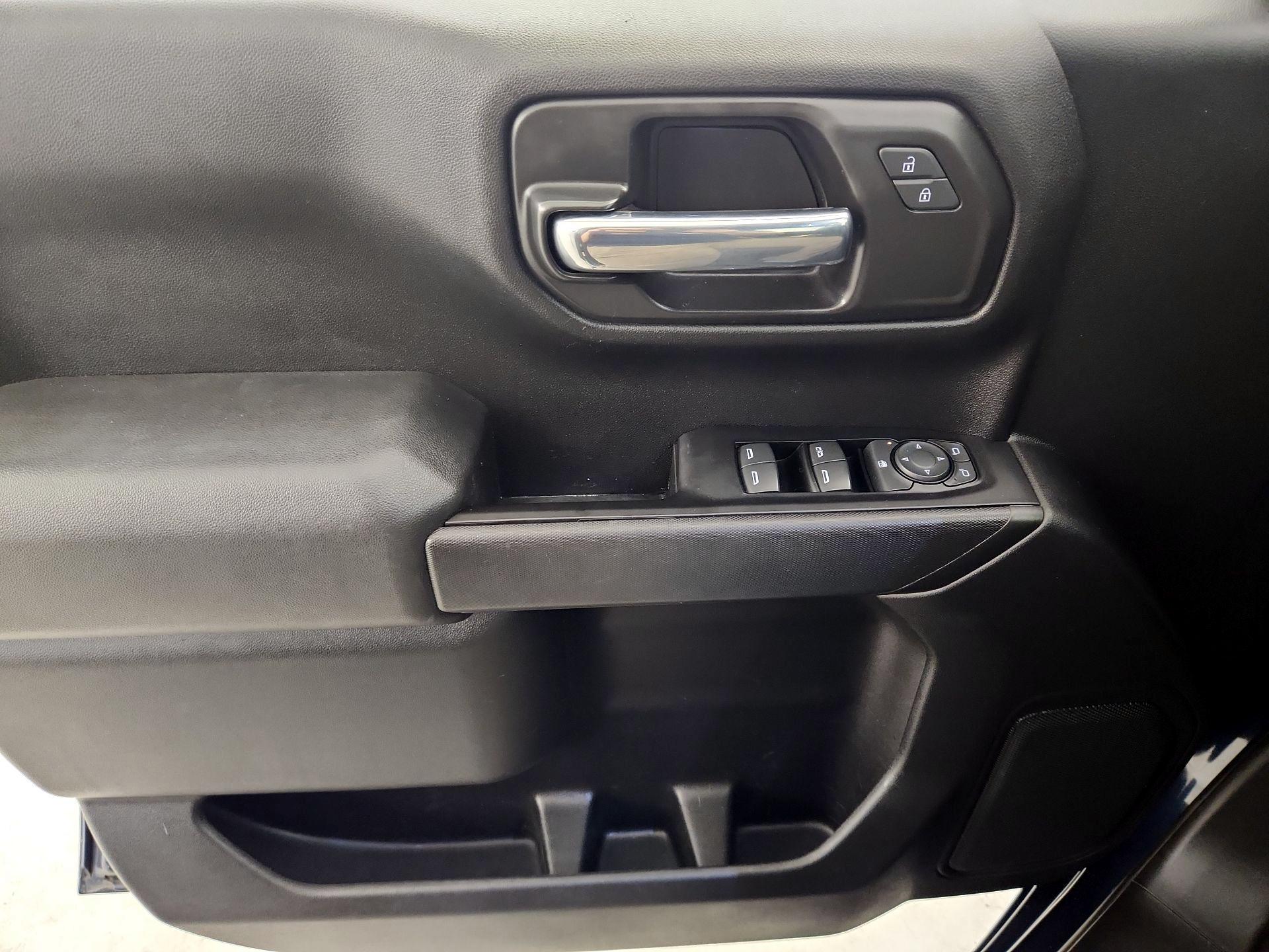 Thumbnail: 2022 Chevrolet Silverado 1500 - 12
