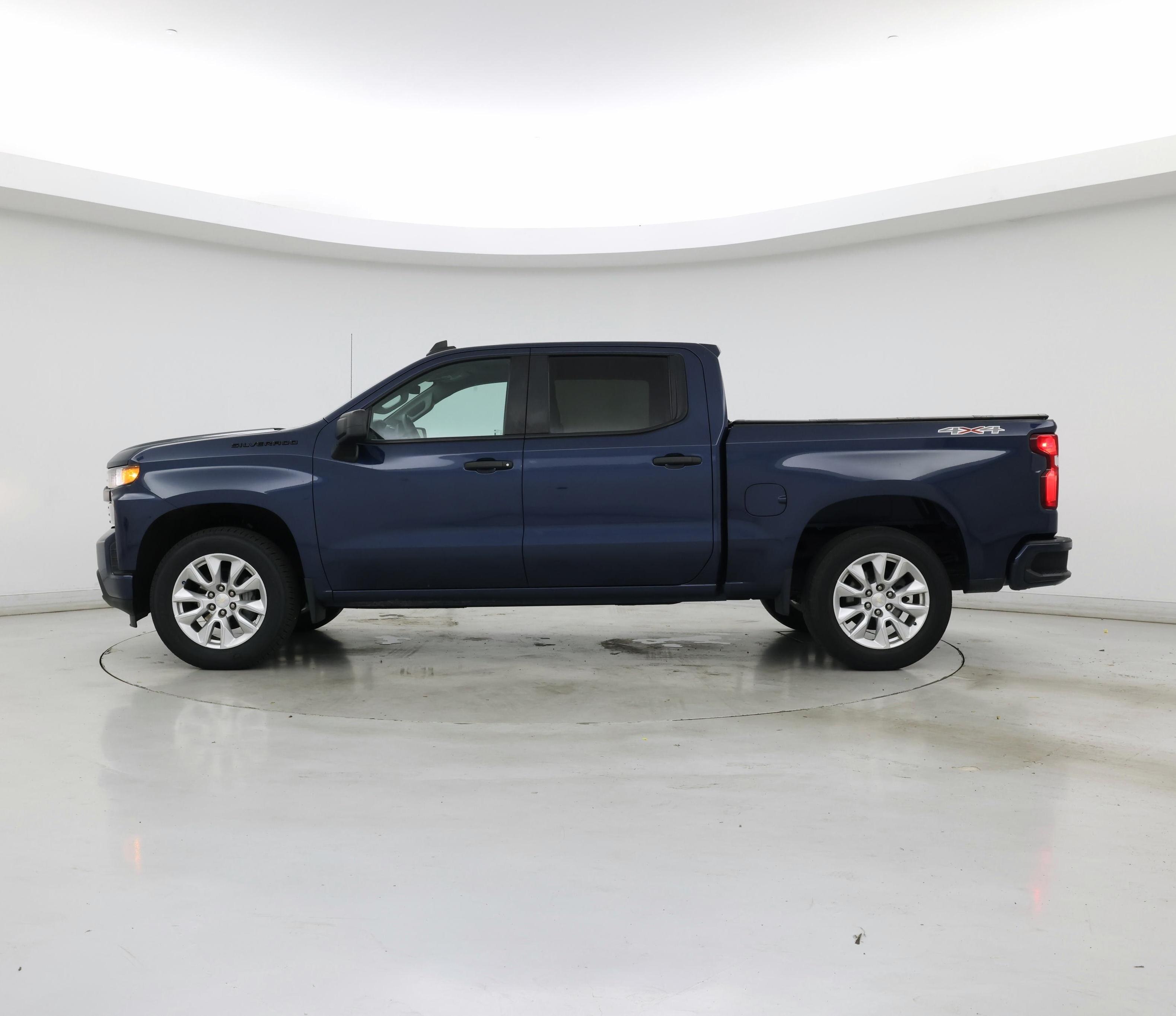 Thumbnail: 2022 Chevrolet Silverado 1500 - 3