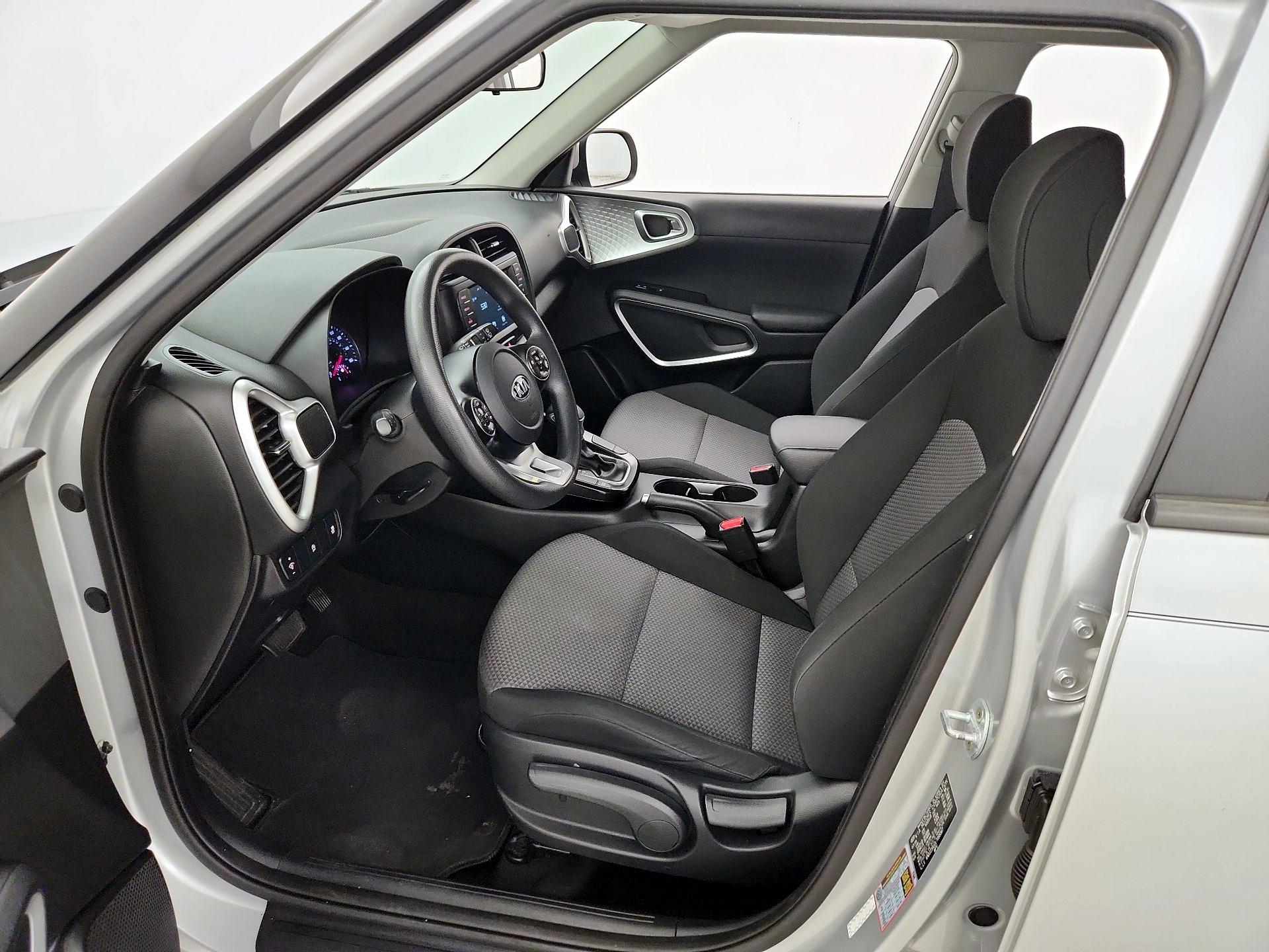 Thumbnail: 2020 Kia Soul - 11