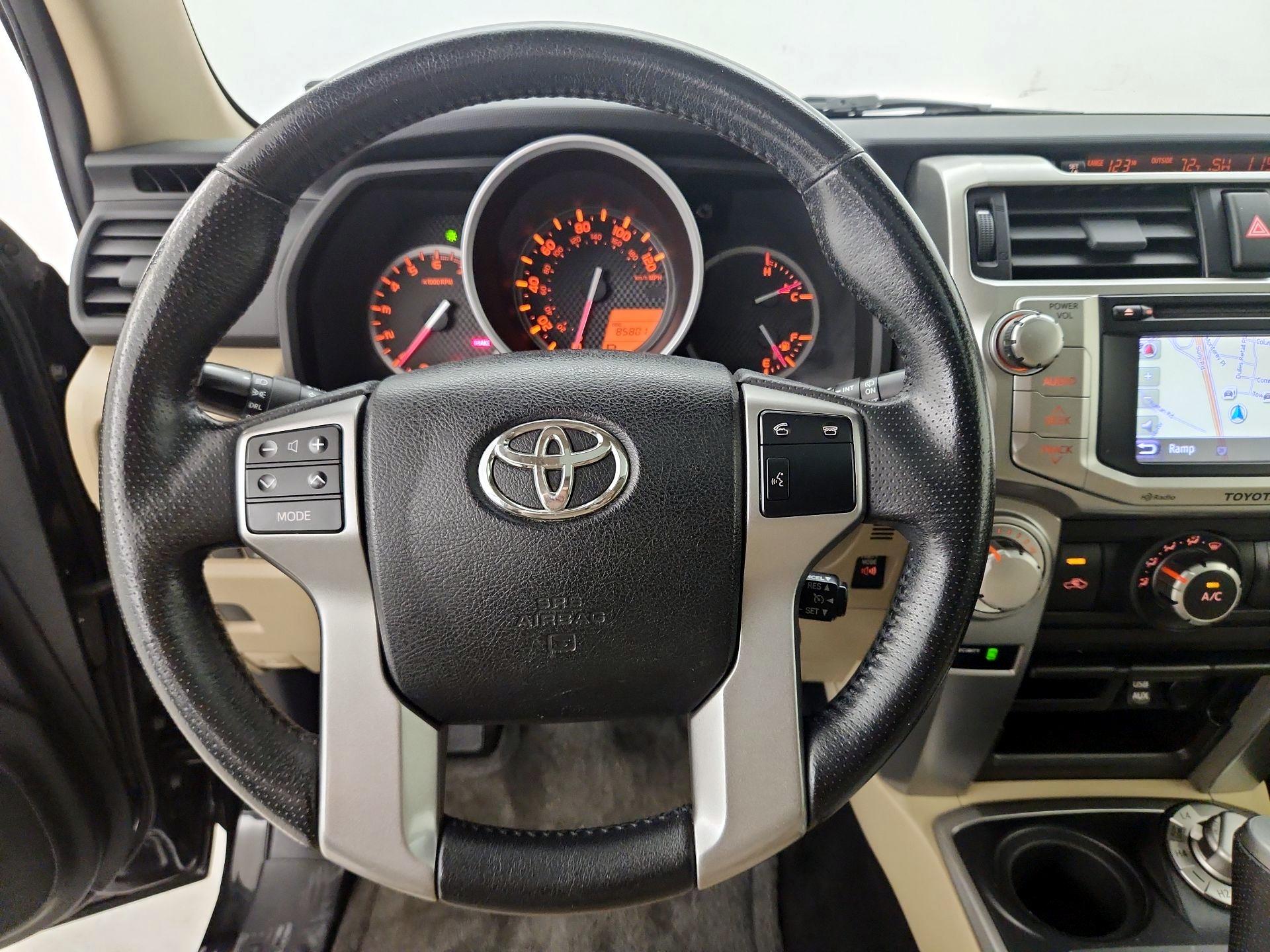 Thumbnail: 2013 Toyota 4Runner - 10