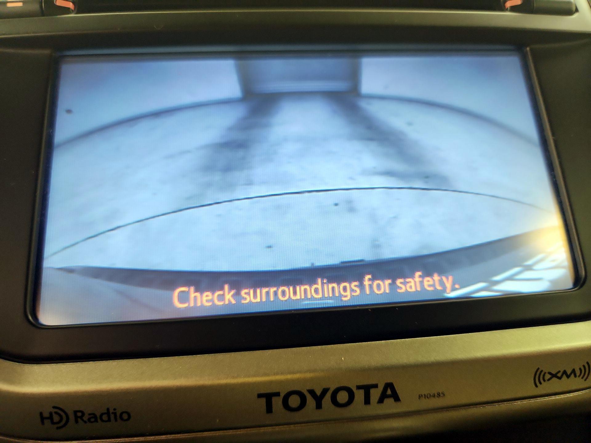 Thumbnail: 2013 Toyota 4Runner - 15