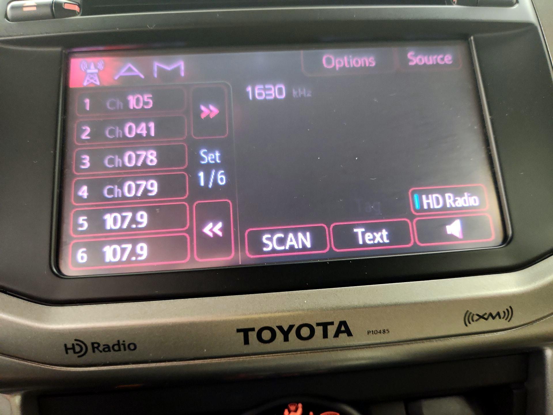 Thumbnail: 2013 Toyota 4Runner - 16