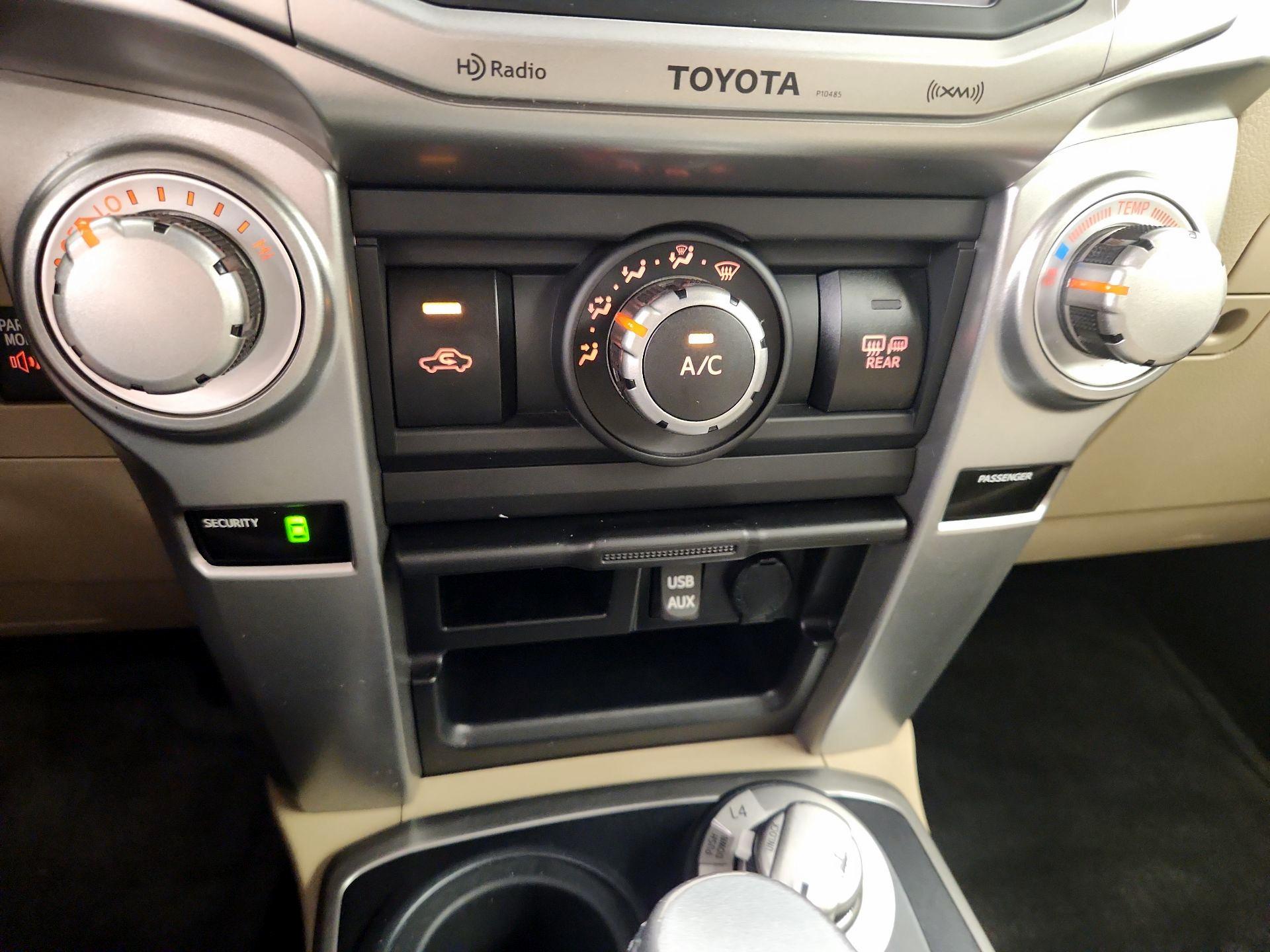 Thumbnail: 2013 Toyota 4Runner - 17