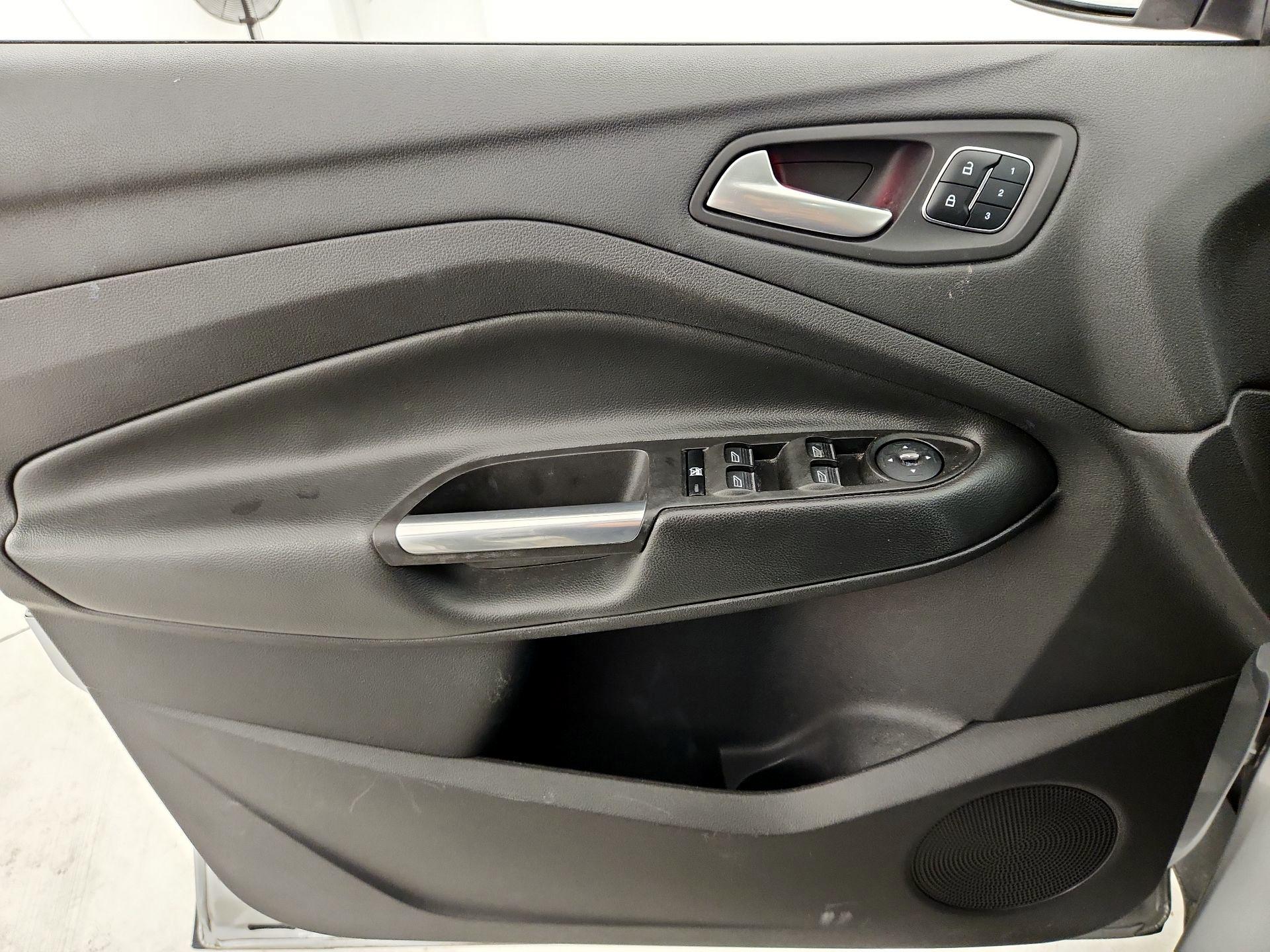 Thumbnail: 2014 Ford Escape - 12