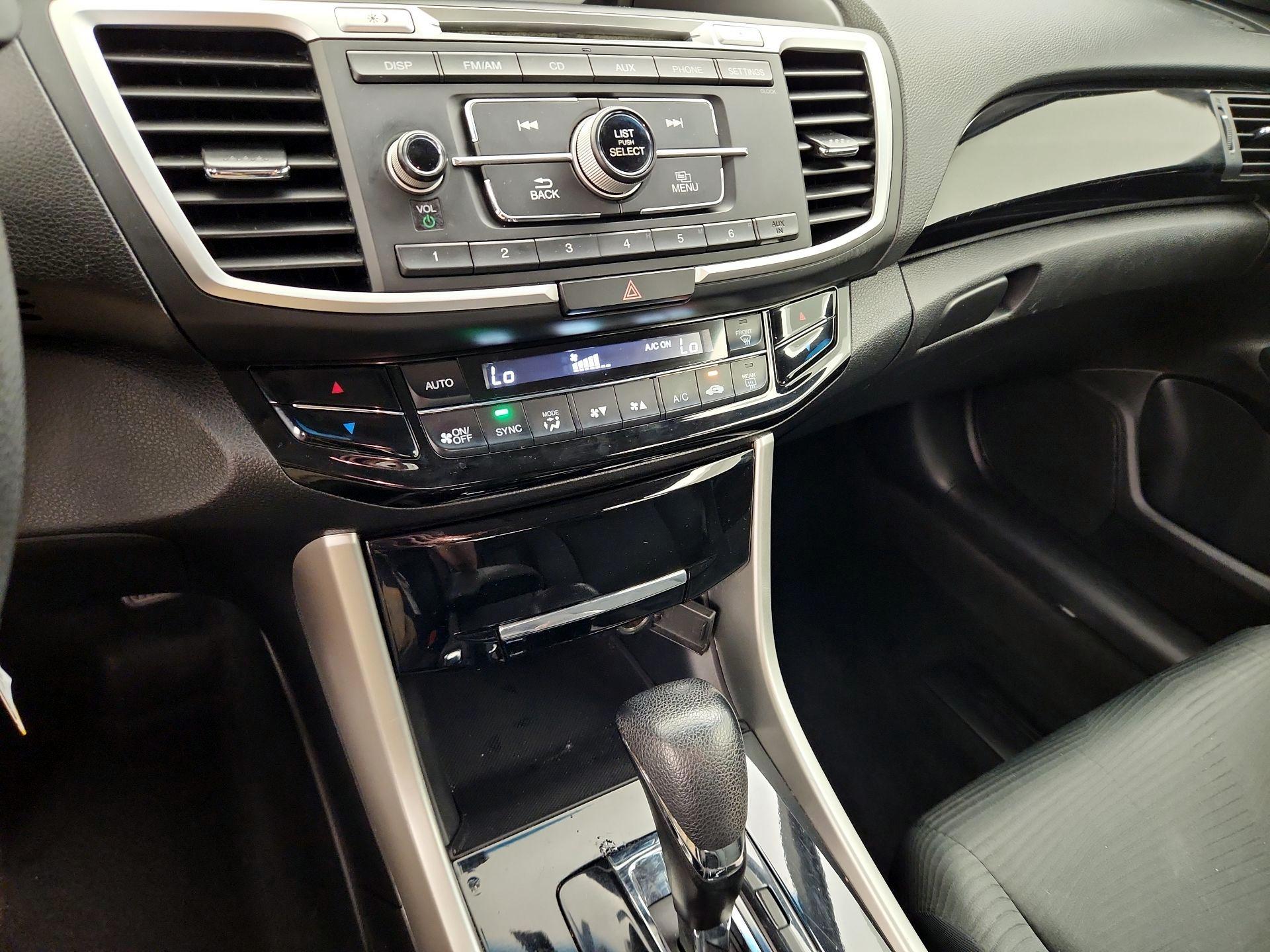 Thumbnail: 2016 Honda Accord - 16